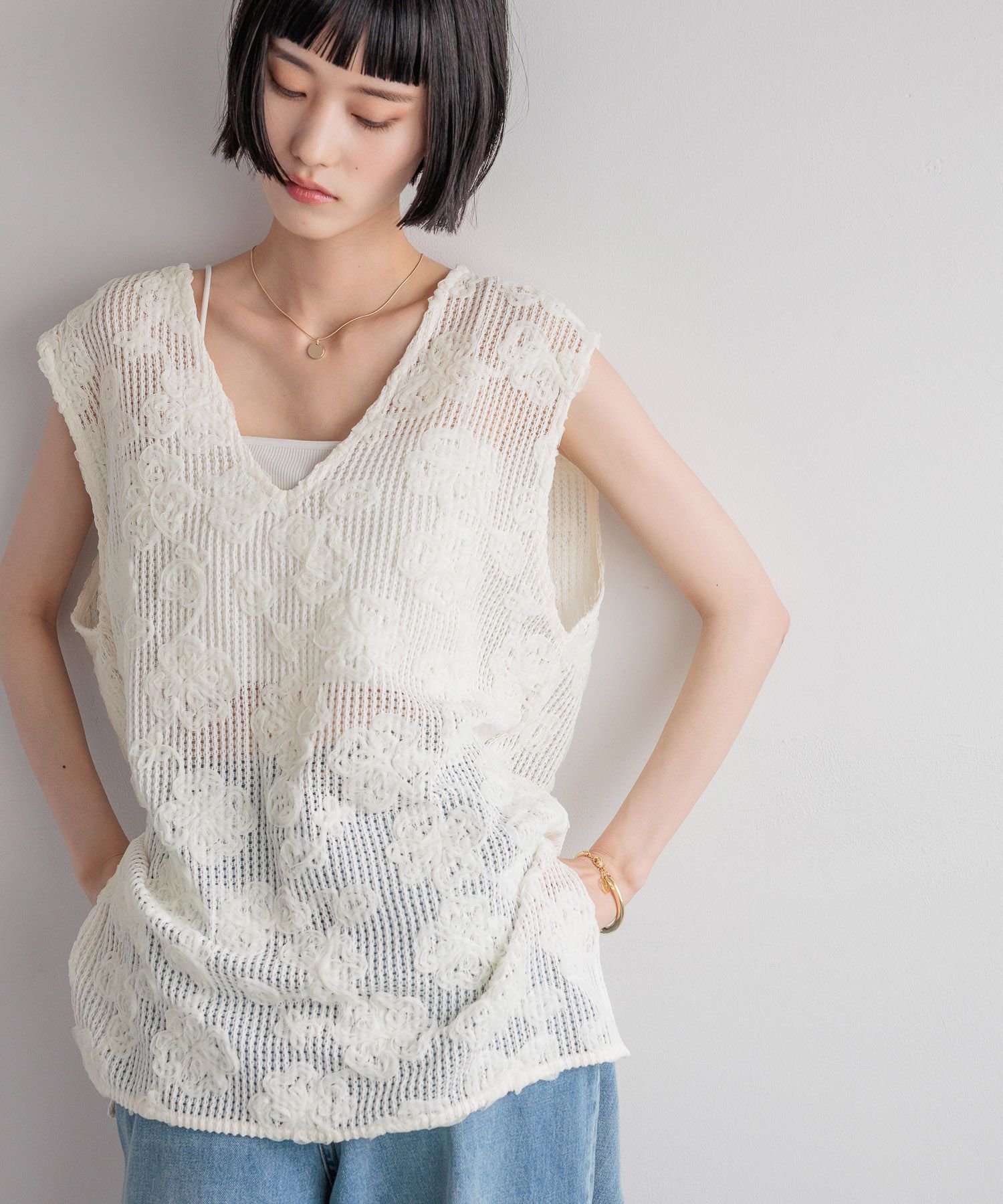 【ローリーズファーム/LOWRYS FARM】の3Dレースベスト インテリア・キッズ・メンズ・レディースファッション・服の通販 founy(ファニー) 　ファッション　Fashion　レディースファッション　Ladies' Fashion Online　アウター　Coat Outerwear　トップス・カットソー　Tops/Tshirt　ベスト/ジレ　Gilets/Vests　おすすめ　Recommend　インナー　Inner　タンク　Tank　チュール　Tulle　ベスト　Vest　ボトム　Bottom　レース　Race　ワイド　Wide　アイボリー08|ID: prp329100004538498 ipo3291000000032580210