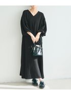 【コカ/COCA】のエンボスVネック袖ぽわワンピース Black|ID: prp329100004538577 ipo3291000000032622133