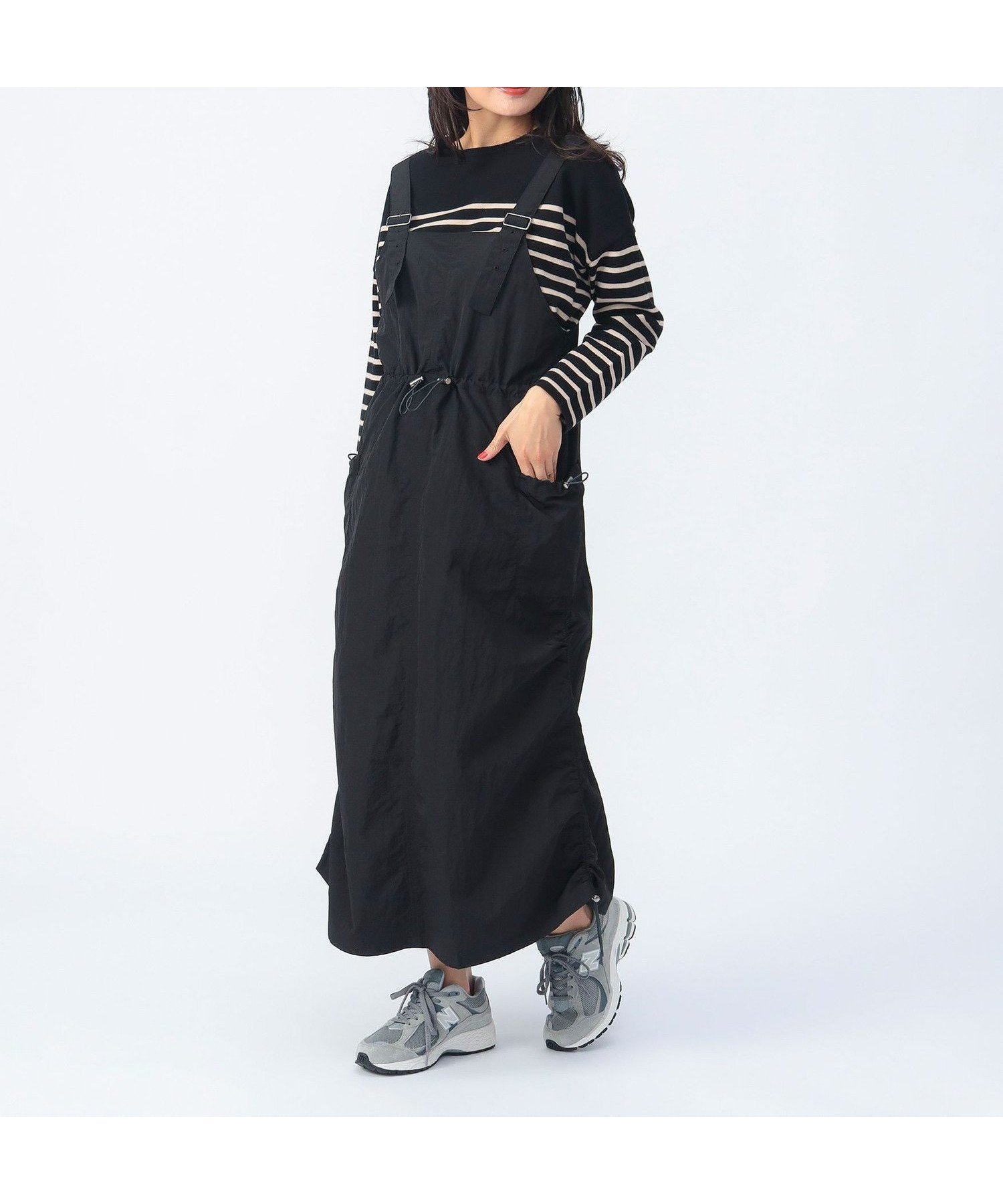 【ビームス ハート/BEAMS HEART】のカーゴポケット ジャンパースカート インテリア・キッズ・メンズ・レディースファッション・服の通販 founy(ファニー) 　ファッション　Fashion　レディースファッション　WOMEN　スカート　Skirt　ウェーブ　Wave　カットソー　Cut And Sew　軽量　Lightweight　サスペンダー　Suspenders　サンダル　Sandals　シアー　Sheer　ストレート　Straight　スリット　Slit　チュール　Tulle　ドローコード　Draw Cord　定番　Standard　フィット　Fit　ポケット　Pocket　BLACK|ID: prp329100004538741 ipo3291000000032250901
