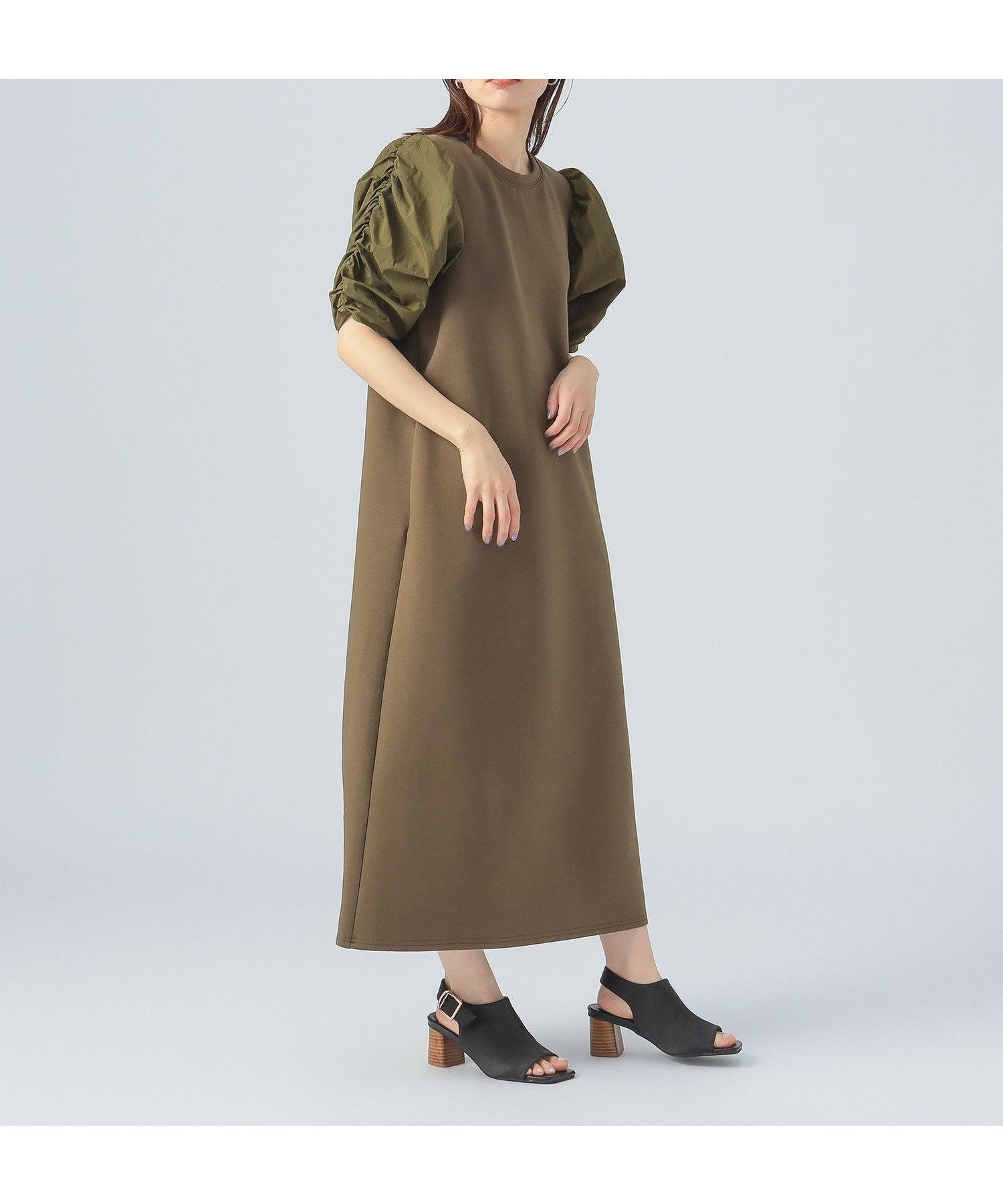 【ビームス ハート/BEAMS HEART】のギャザースリーブ ワンピース インテリア・キッズ・メンズ・レディースファッション・服の通販 founy(ファニー) 　ファッション　Fashion　レディースファッション　WOMEN　ワンピース　Dress　ウェーブ　Wave　カットソー　Cut And Sew　キャップ　Cap　ギャザー　Gather　サンダル　Sandals　シャーリング　Shirring　シンプル　Simple　スニーカー　Sneakers　スリット　Slit　スリーブ　Sleeve　デニム　Denim　リラックス　Relax　おすすめ　Recommend　OLIVE|ID: prp329100004538750 ipo3291000000032120890