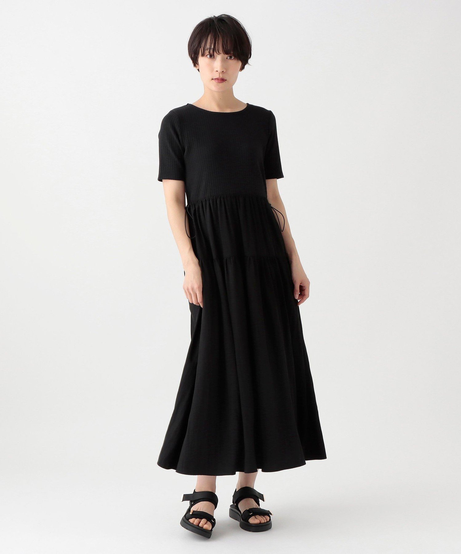 【アフタヌーンティー リビング/Afternoon Tea LIVING】のカットコンビワンピース インテリア・キッズ・メンズ・レディースファッション・服の通販 founy(ファニー) 　ファッション　Fashion　レディースファッション　WOMEN　ワンピース　Dress　アクセサリー　Accessories　エレガント 上品　Elegant　シンプル　Simple　ドローコード　Draw Cord　ネックレス　Necklace　バランス　Balance　ヘムライン　Hemline　ブラック|ID: prp329100004538766 ipo3291000000032070551