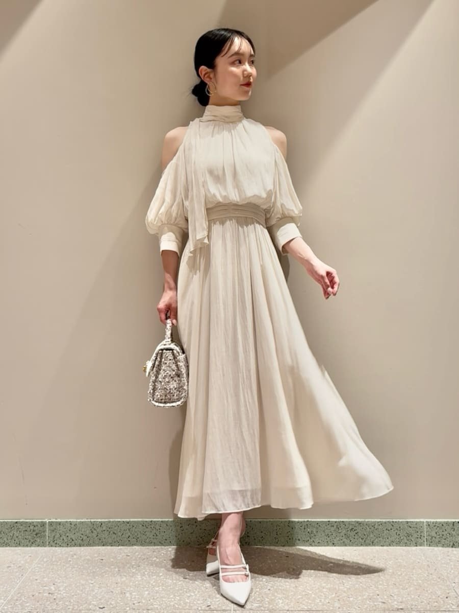 【スナイデル/SNIDEL】のコールドショルダーワンピース 人気、トレンドファッション・服の通販 founy(ファニー) 　ファッション　Fashion　レディースファッション　Ladies' Fashion Online　ワンピース　Dress　オケージョン　Occasion　ギャザー　Gather　リボン　Ribbon　エレガント 上品　Elegant　定番　Standard　 other-1|ID: prp329100004538798 ipo3291000000032623377