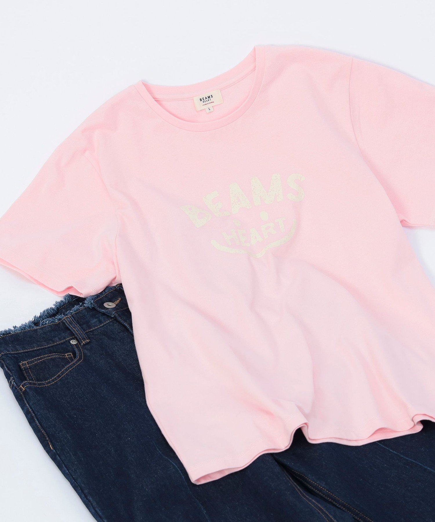 【ビームス ハート/BEAMS HEART】のスマイルロゴ Tシャツ(M~L) インテリア・キッズ・メンズ・レディースファッション・服の通販 founy(ファニー) 　ファッション　Fashion　レディースファッション　Fashion for Women　トップス・カットソー　Cut & Sew Tops　シャツ・ブラウス・オフィスカジュアル　Elegant Blouses & Button-Ups　ロングTシャツ・Tシャツ　Longline T-Shirts & Tees　おすすめ　Recommended / Our Picks　インナー　Innerwear　コンパクト　Compact, Small Size　シンプル　Simple, Minimal　ジャケット　Jacket, Outerwear　パーカー　Hoodie, Parka　人気　Popular, Best Seller　定番　Standard, Basic Item　PINK|ID: prp329100004538874 ipo3291000000033649347