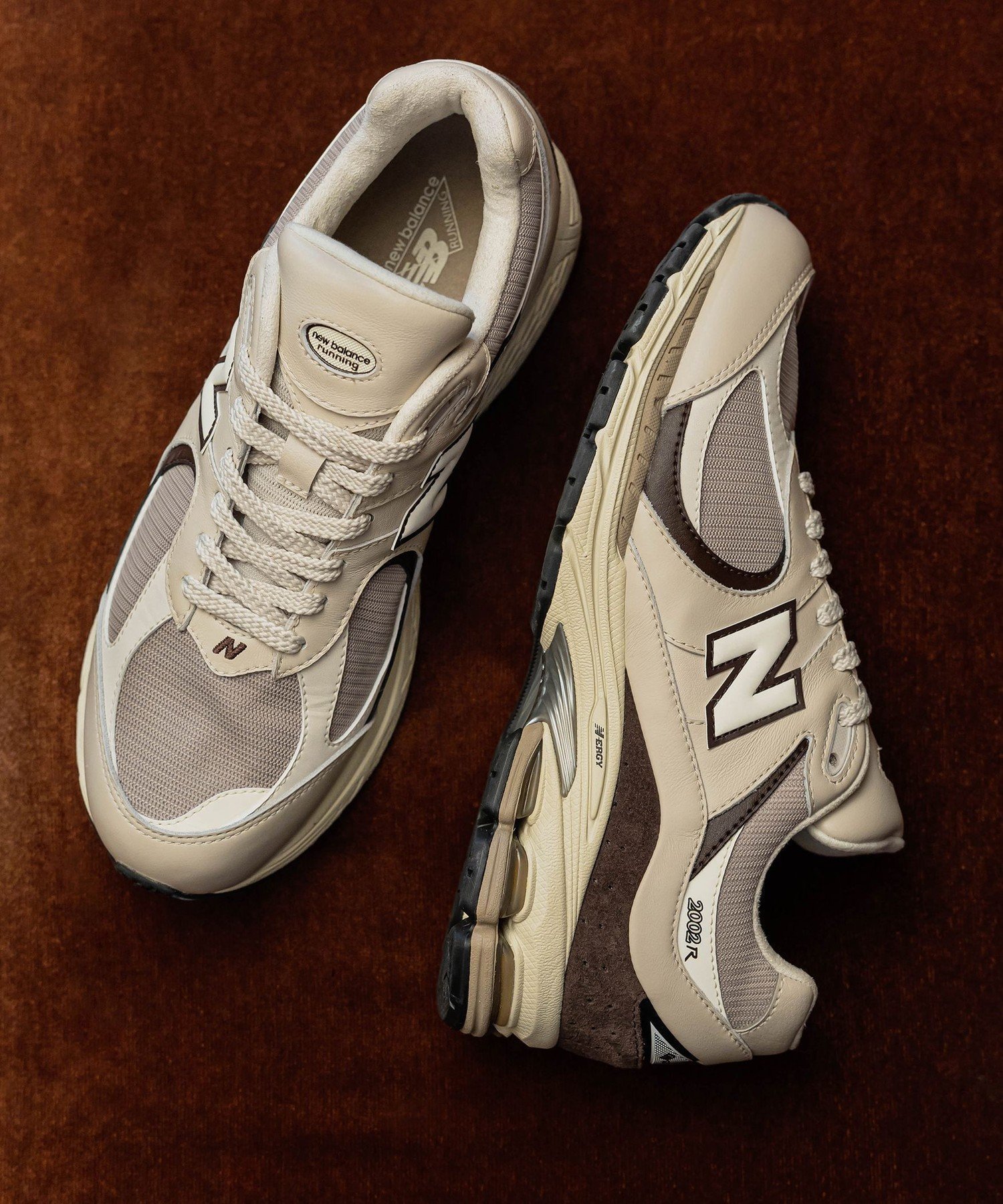 【ビューティ&ユース ユナイテッドアローズ/BEAUTY&YOUTH / UNITED ARROWS / MEN】の【別注】 New Balance M2002R GTX/スニーカー 人気、トレンドファッション・服の通販 founy(ファニー) 　ファッション　Fashion　メンズファッション　MEN　シューズ・靴　Shoes/Men　スニーカー　Sneakers　エレガント 上品　Elegant　今季　This Season　シューズ　Shoes　シルバー　Silver　スニーカー　Sneakers　スラックス　Slacks　トレンド　Trend　定番　Standard　フィット　Fit　ベーシック　Basic　別注　Special Order　レース　Race　おすすめ　Recommend　 other-1|ID: prp329100004538909 ipo3291000000032108675