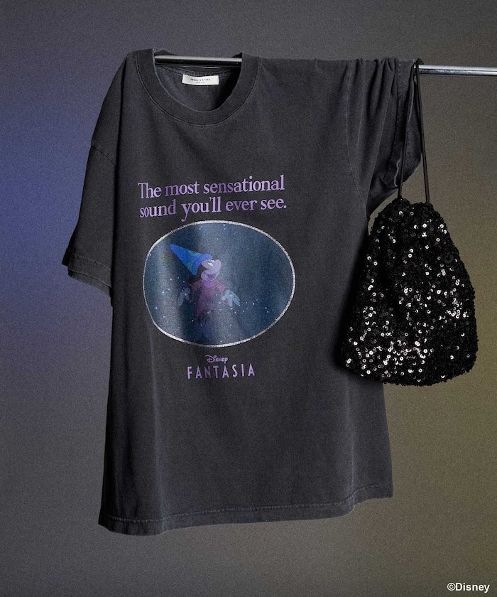 【フリークスストア/FREAK'S STORE】の【DISNEY FANTASIA】 箔フロントプリント Tシャツ/ディズニー/ファンタジア/ミッキーマウス 25SS インテリア・キッズ・メンズ・レディースファッション・服の通販 founy(ファニー) 　ファッション　Fashion　レディースファッション　WOMEN　トップス・カットソー　Tops/Tshirt　シャツ/ブラウス　Shirts/Blouses　ロング / Tシャツ　T-Shirts　2025年　2025　2025春夏・S/S　Ss,Spring/Summer,2025　トレンド　Trend　フロント　Front　プリント　Print　夏　Summer　S/S・春夏　Ss・Spring/Summer　ブラック|ID: prp329100004538953 ipo3291000000032358469
