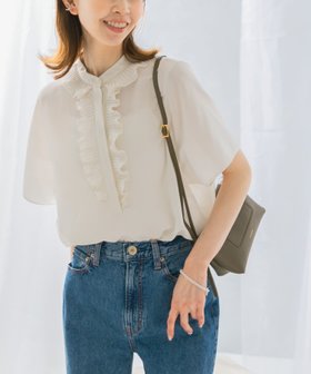 【アーバンリサーチ ロッソ/URBAN RESEARCH ROSSO】のフリルデザイン5分袖シャツブラウス 人気、トレンドファッション・服の通販 founy(ファニー) ファッション Fashion レディースファッション WOMEN トップス・カットソー Tops/Tshirt シャツ/ブラウス Shirts/Blouses 2025年 2025 2025春夏・S/S Ss,Spring/Summer,2025 インナー Inner オケージョン Occasion ジャケット Jacket デニム Denim フェミニン Feminine フリル Frills エレガント 上品 Elegant 夏 Summer S/S・春夏 Ss・Spring/Summer |ID:prp329100004539112