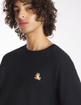 【メゾン キツネ/MAISON KITSUNE】のMaison Kitsune/CHILLAX FOX PATCH REGULAR TEE SHIRT 人気、トレンドファッション・服の通販 founy(ファニー) ファッション Fashion レディースファッション WOMEN トップス・カットソー Tops/Tshirt シャツ/ブラウス Shirts/Blouses 冬 Winter クラシック Classic ショート Short ジャージー Jersey スリーブ Sleeve パッチ Patch 半袖 Short Sleeve 無地 Plain Color A/W・秋冬 Aw・Autumn/Winter・Fw・Fall-Winter |ID:prp329100004539146