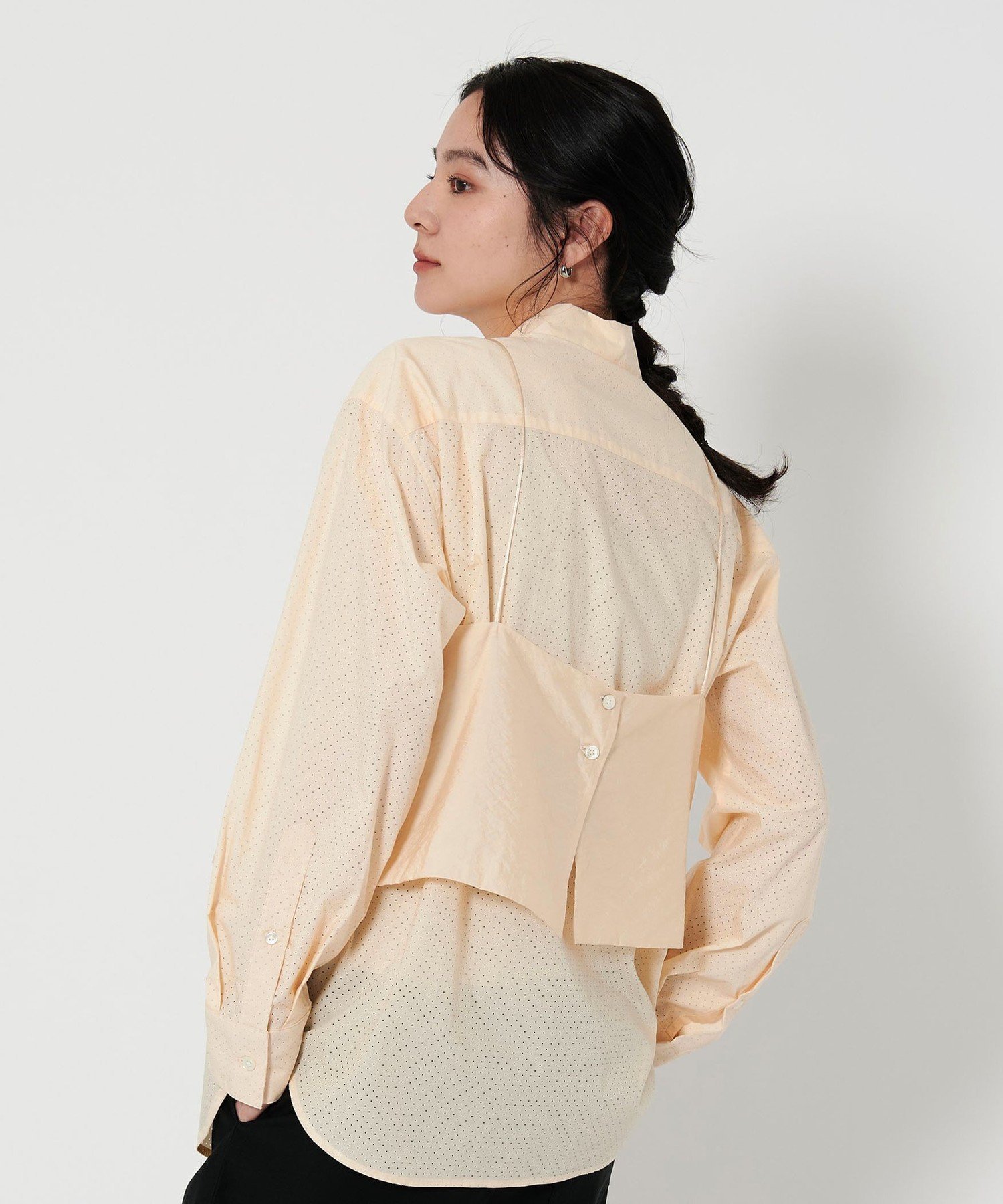 【ビューティ&ユース ユナイテッドアローズ/BEAUTY&YOUTH / UNITED ARROWS】のレーヨンナイロン シアー キャミソール -2WAY- インテリア・キッズ・メンズ・レディースファッション・服の通販 founy(ファニー) 　ファッション　Fashion　レディースファッション　Fashion for Women　トップス・カットソー　Cut & Sew Tops　キャミソール&ノースリーブ　Camisoles & Sleeveless Tops　おすすめ　Recommended / Our Picks　インナー　Innerwear　オーガンジー　Organza Fabric　キャミソール　Camisole, Spaghetti Strap Top　コンパクト　Compact, Small Size　サマー　Summer, Summer Style　シアー　Sheer, See-Through　フロント　Front, Front Design　ボトム　Bottoms, Lower Wear　ラップ　Wrap, Wrap Design　ロング　Long, Long-Length　ワイド　Wide, Wide Fit　OFF WHITE|ID: prp329100004539160 ipo3291000000033305388