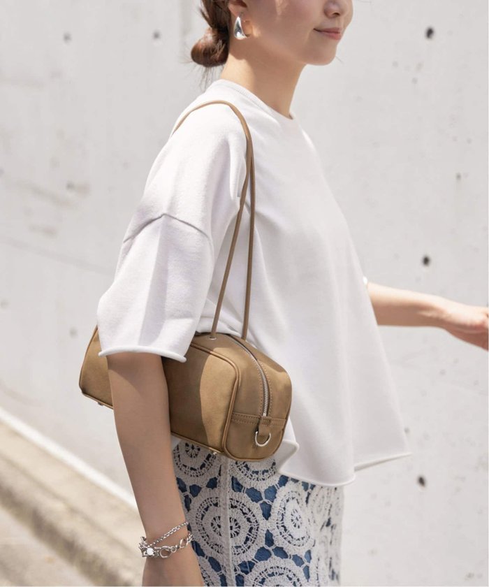 【イエナ/IENA】のLEVITA コットンハーフスリーブプルオーバー インテリア・キッズ・メンズ・レディースファッション・服の通販 founy(ファニー) https://founy.com/ ファッション Fashion レディースファッション WOMEN トップス・カットソー Tops/Tshirt プルオーバー Pullover 2025年 2025 2025春夏・S/S Ss,Spring/Summer,2025 ショート Short ダブル Double バランス Balance フェイス Face ビジネス 仕事 通勤 Business 夏 Summer |ID: prp329100004539198 ipo3291000000032099671