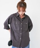 【ルクールブラン/le.coeur blanc】のパールボタンシャツ 人気、トレンドファッション・服の通販 founy(ファニー) ファッション Fashion レディースファッション Fashion for Women トップス・カットソー Cut & Sew Tops シャツ・ブラウス・オフィスカジュアル Elegant Blouses & Button-Ups ウェーブ Wavy Pattern 洗える Machine Washable 秋 Autumn クラシカル Classical, Vintage-Inspired ストレート Straight, Straight Cut デニム Denim, Jeans Material 定番 Standard, Basic Item 人気 Popular, Best Seller パール Pearl, Pearl Accent ベーシック Basic, Essential ミックス Mix, Mixed Style おすすめ Recommended / Our Picks thumbnail D/グレー|ID: prp329100004539210 ipo3291000000034306657