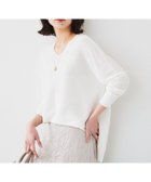 【アンタイトル/UNTITLED】の【体型カバー/清涼感】サイドスリット Vネックニット 人気、トレンドファッション・服の通販 founy(ファニー) ファッション Fashion レディースファッション Fashion for Women トップス・カットソー Cut & Sew Tops ニット Knit Tops & Sweaters Vネックトップス V-Neck Tops / V-Cut Neckline Shirts 春 Spring スリット Slit, Slit Detail 定番 Standard, Basic Item ヘムライン Hemline, Bottom Cut ペーパー Paper, Kraft Paper ボトム Bottoms, Lower Wear リラックス Relax, Relaxed Fit ロング Long, Long-Length ワイド Wide, Wide Fit S/S・春夏 SS, Spring/Summer, Warm Season 夏 Summer thumbnail ホワイト|ID: prp329100004539216 ipo3291000000033447567