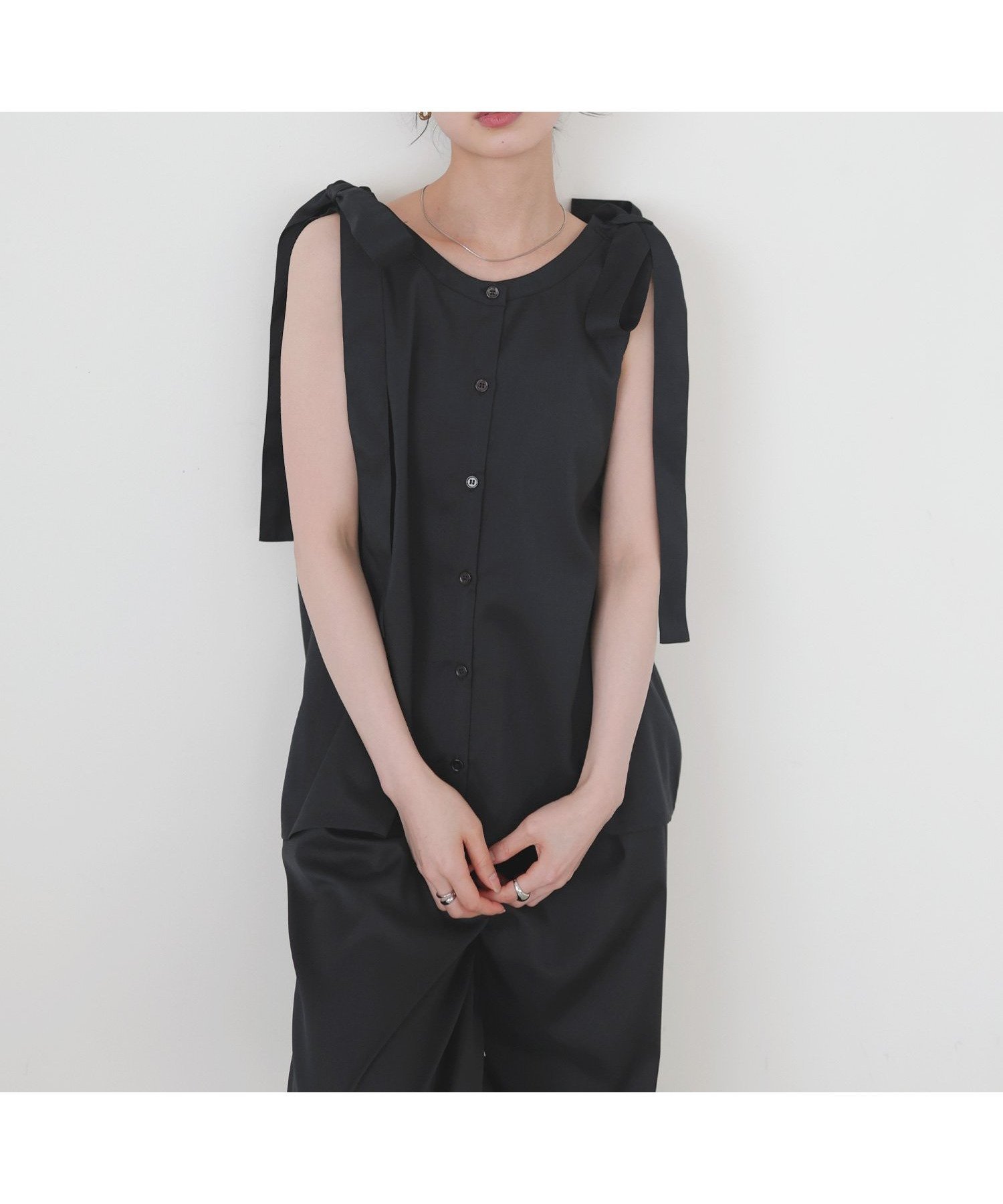 【リアン/Lian】の2WAYショルダーリボントップス インテリア・キッズ・メンズ・レディースファッション・服の通販 founy(ファニー) 　ファッション　Fashion　レディースファッション　WOMEN　トップス・カットソー　Tops/Tshirt　ブラック|ID: prp329100004539227 ipo3291000000032374215