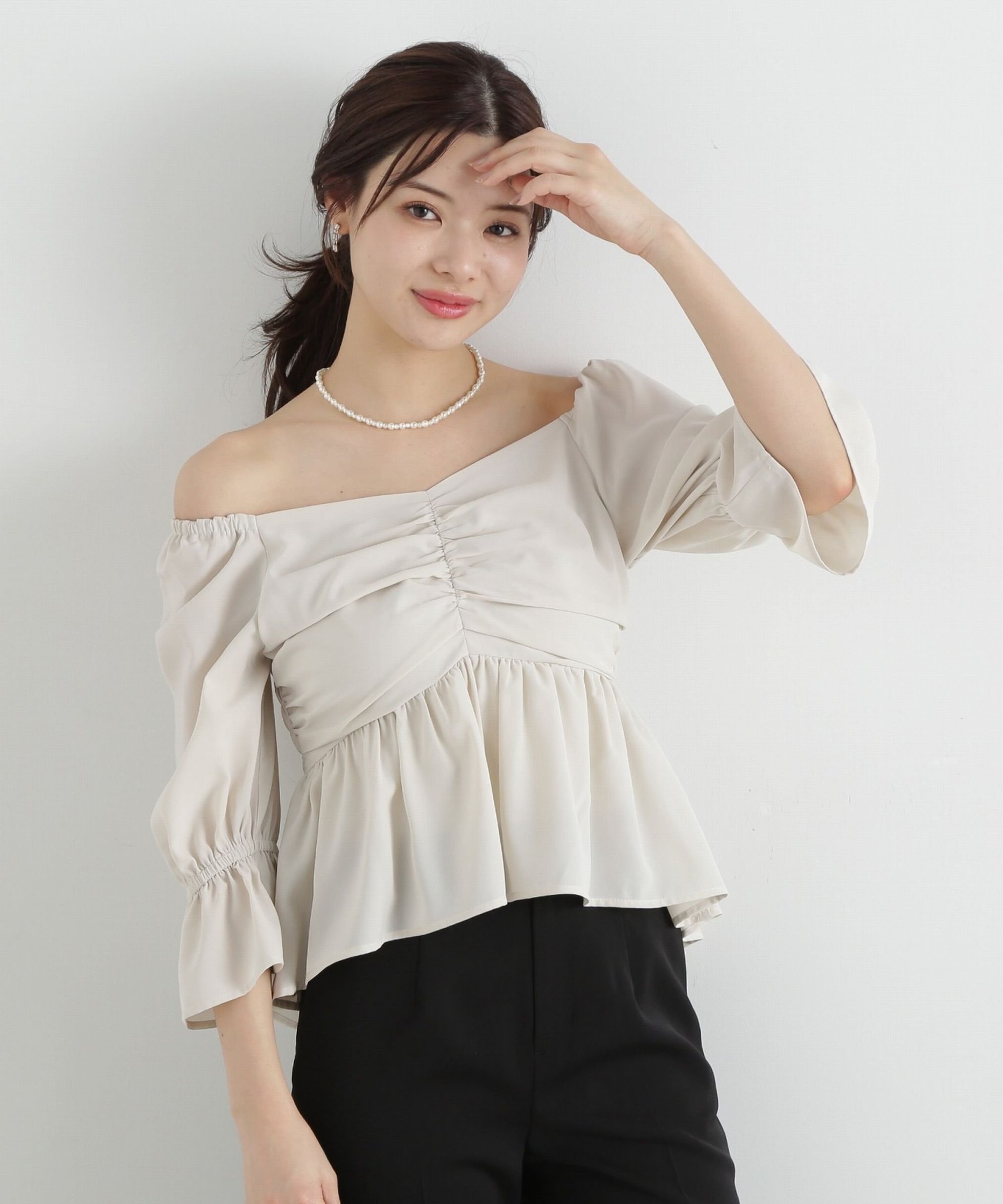 【プロポーション ボディドレッシング/PROPORTION BODY DRESSING】の2wayフロントギャザーブラウス インテリア・キッズ・メンズ・レディースファッション・服の通販 founy(ファニー) 　ファッション　Fashion　レディースファッション　WOMEN　トップス・カットソー　Tops/Tshirt　シャツ/ブラウス　Shirts/Blouses　オフショルダー　Off Shoulder　ギャザー　Gather　シャーリング　Shirring　フィット　Fit　フロント　Front　ペプラム　Peplum　ライトカーキ|ID: prp329100004539297 ipo3291000000032073457