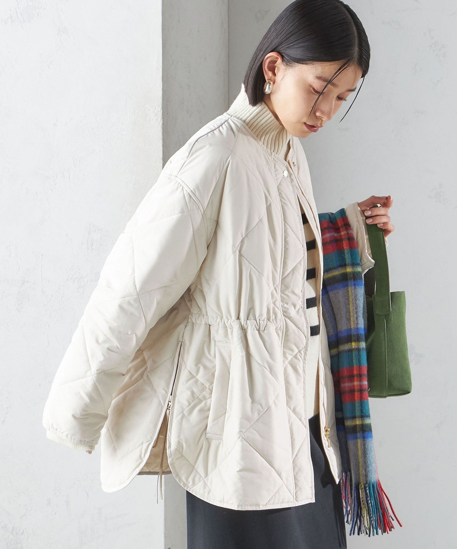 【シップス フォー ウィメン/SHIPS】の手洗い可能 キルティング サイドジップ ブルゾン インテリア・キッズ・メンズ・レディースファッション・服の通販 founy(ファニー) 　ファッション　Fashion　レディースファッション　Fashion for Women　アウター　Coat / Outerwear Collection　ブルゾンジャケット・スポーティアウター　Blouson Jackets　キルティング　Quilted, Quilting　キルト　Quilt, Quilted Fabric　コンパクト　Compact, Small Size　サイドジップ　Side Zip, Side Zipper　タフタ　Taffeta, Structured Fabric　バランス　Balance, Style Balance　ピーチ　Peach, Soft Touch　フロント　Front, Front Design　ブルゾン　Blouson, Bomber Jacket　ポケット　Pocket, Pocket Detail　ミドル　Middle Length, Mid Height　ビジネス 仕事 通勤　Business / Work / Commuting　2025年　2025　2025-2026秋冬・A/W　Autumn/Winter 2025–26 AW25–26　ナチュラル|ID: prp329100004539333 ipo3291000000036218141