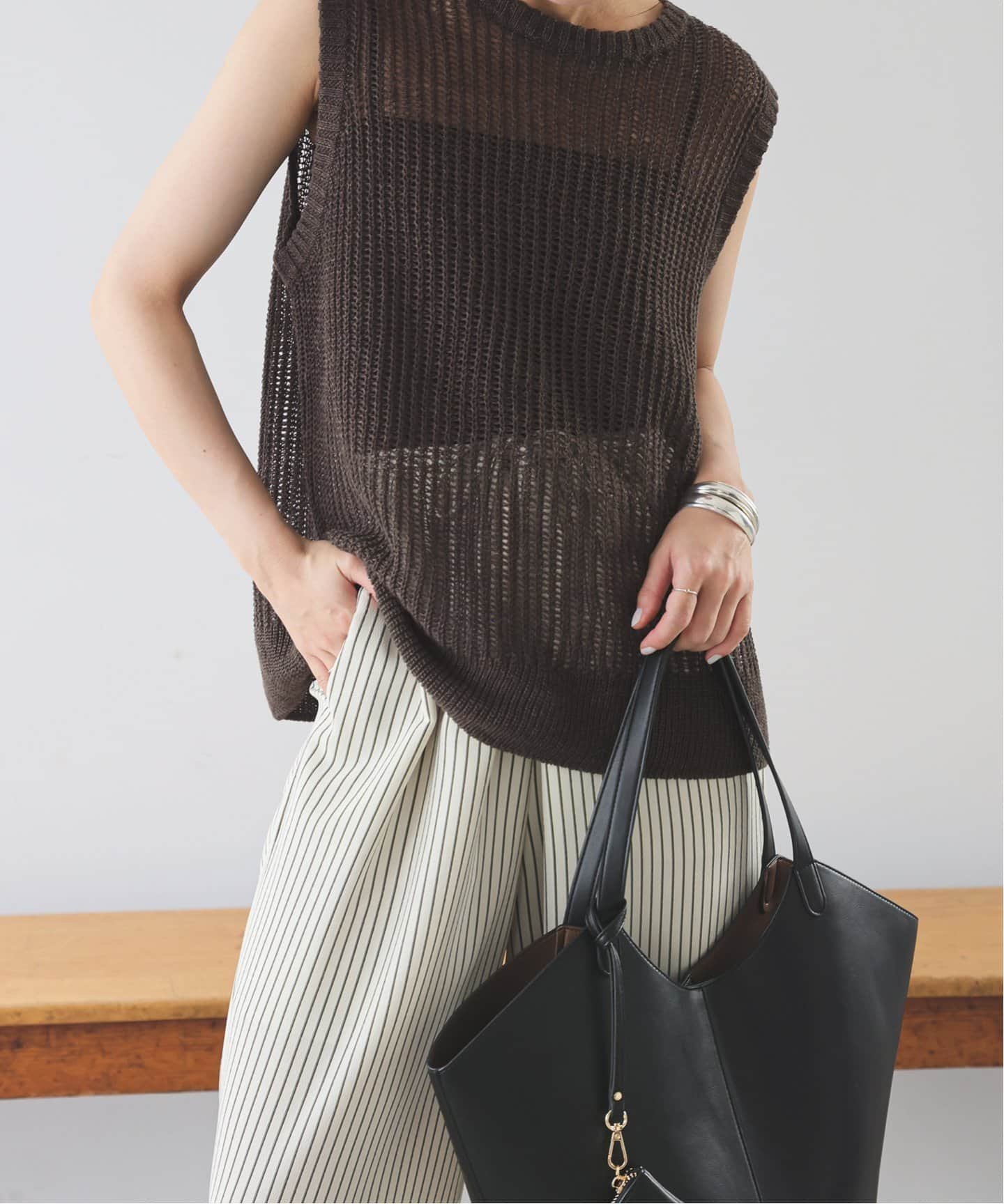 【スローブ イエナ/SLOBE IENA】の《追加》KAYAノースリーブプルオーバー 人気、トレンドファッション・服の通販 founy(ファニー) 　ファッション　Fashion　レディースファッション　Fashion for Women　トップス・カットソー　Cut & Sew Tops　キャミソール&ノースリーブ　Camisoles & Sleeveless Tops　カジュアルプルオーバー・ニットトップス　Pullovers & Knit Tops / Casual Pullovers　2025年　2025　2025春夏・S/S　Spring/Summer 2025 SS25　サマー　Summer, Summer Style　ノースリーブ　Sleeveless, No-Sleeve　 other-1|ID: prp329100004539348 ipo3291000000032751012