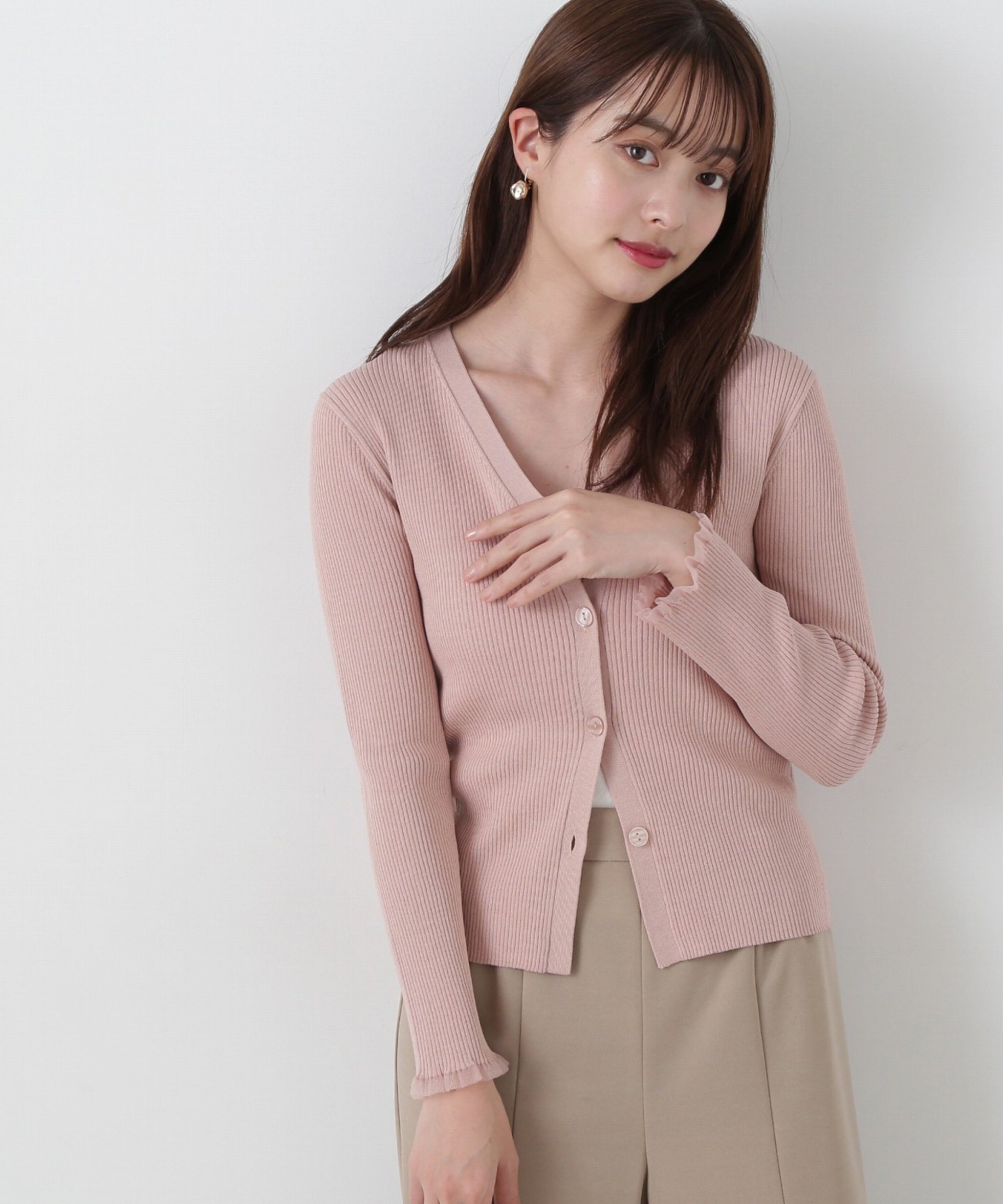 【プロポーション ボディドレッシング/PROPORTION BODY DRESSING】のリブVネックカーデ インテリア・キッズ・メンズ・レディースファッション・服の通販 founy(ファニー) 　ファッション　Fashion　レディースファッション　WOMEN　トップス・カットソー　Tops/Tshirt　Vネック　V-Neck　おすすめ　Recommend　ピンクベージュ|ID: prp329100004539372 ipo3291000000032073874