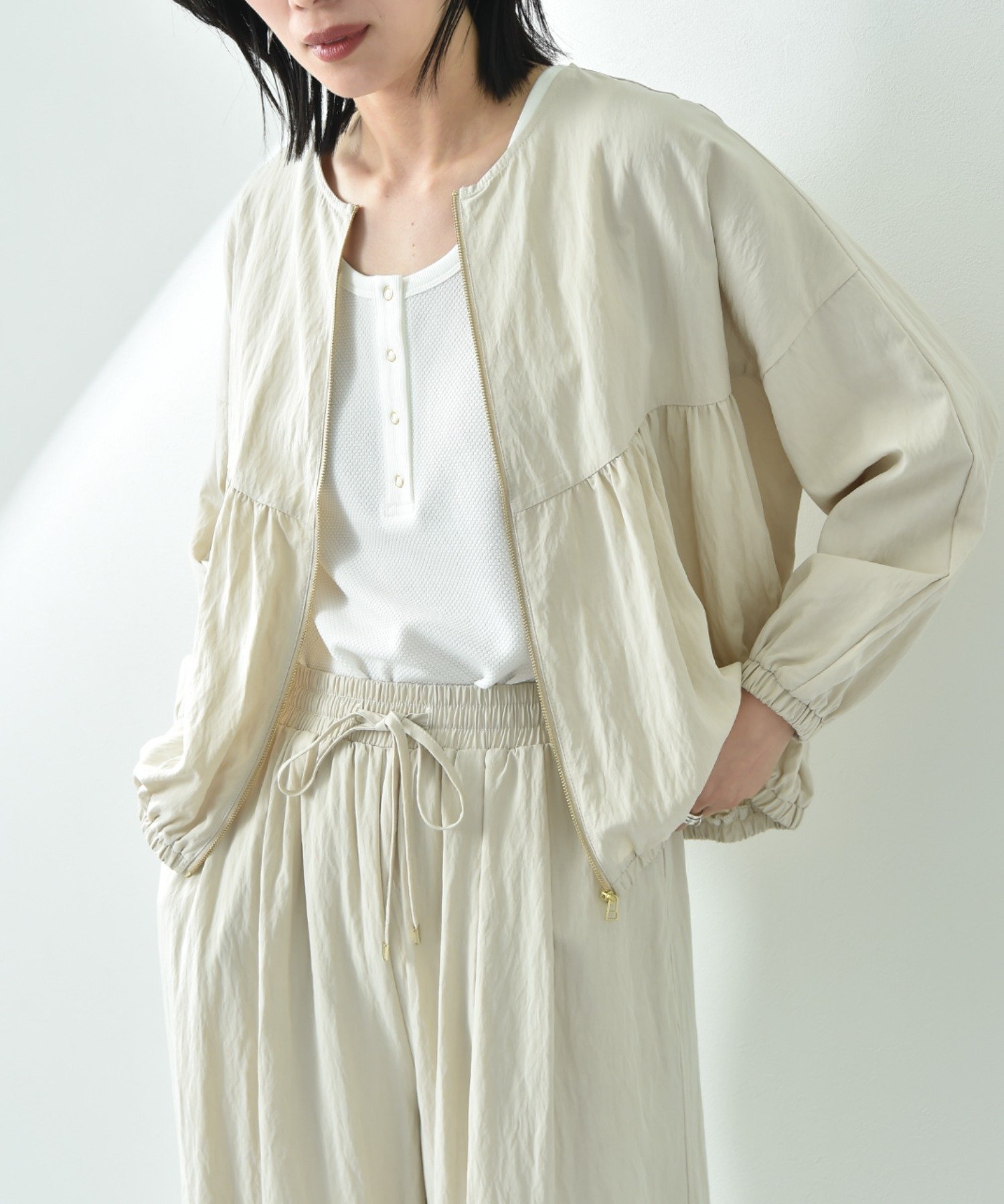 【インタープラネット/INTERPLANET】のレーヨンナイロンギャザー切替ブルゾン 人気、トレンドファッション・服の通販 founy(ファニー) 　ファッション　Fashion　レディースファッション　WOMEN　アウター　Coat Outerwear　ブルゾン　Blouson/Jackets　ブルゾン　Blouson　ミックス　Mix　切替　Switching　 other-1|ID: prp329100004539383 ipo3291000000032073943