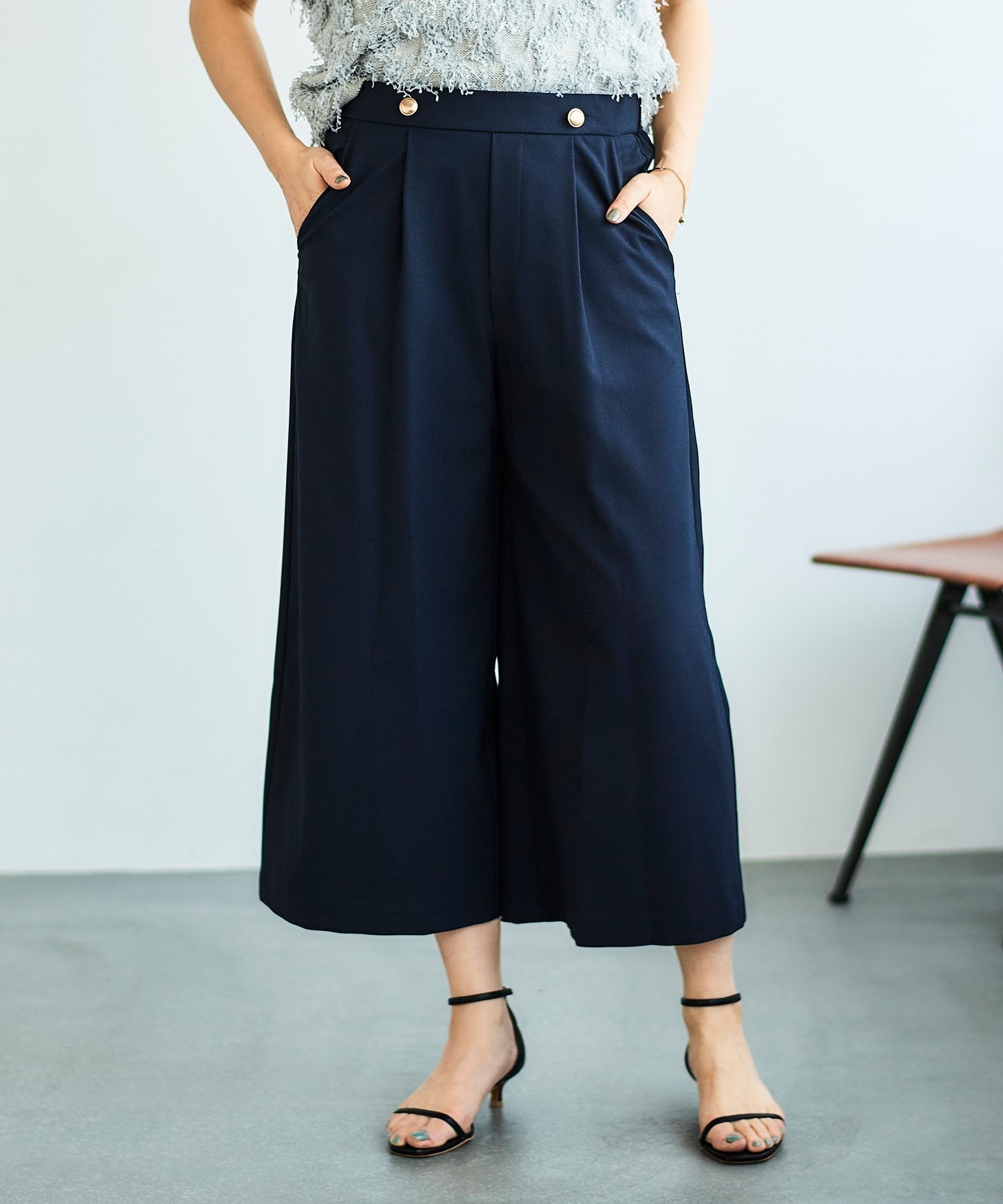 【ルクールブラン/le.coeur blanc】のリネンライクワイドクロップドパンツ インテリア・キッズ・メンズ・レディースファッション・服の通販 founy(ファニー) 　ファッション　Fashion　レディースファッション　WOMEN　パンツ　Pants　ウェーブ　Wave　クロップド　Cropped　バランス　Balance　フロント　Front　ワイド　Wide　人気　Popularity　定番　Standard　ネイビー|ID: prp329100004539713 ipo3291000000032275536