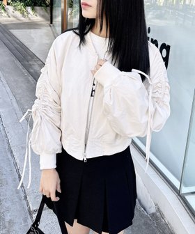【イング/INGNI】のINGNI/袖ドロストリボン付MA-1 人気、トレンドファッション・服の通販 founy(ファニー) ファッション Fashion レディースファッション WOMEN アウター Coat Outerwear MA-1 MA-1 ガーリー Girly ギャザー Gather コンパクト Compact シャーリング Shirring ショート Short スタンド Stand スマホ Smartphone トレンド Trend ハイネック High Neck バランス Balance パーカー Hoodie フェミニン Feminine ブルゾン Blouson ボトム Bottom ポケット Pocket リボン Ribbon 羽織 Haori |ID:prp329100004539753