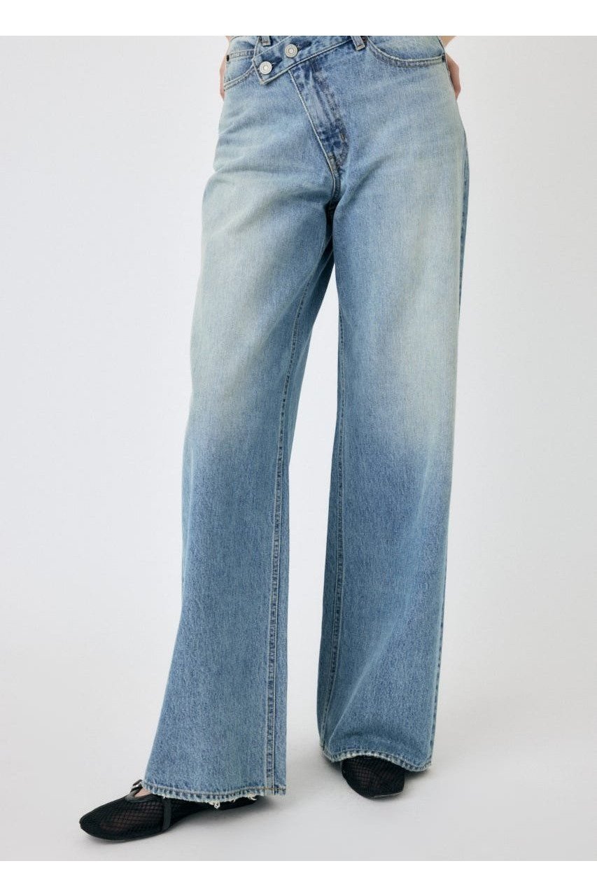 【マウジー/moussy】のCROSS WAIST WIDE STRAIGHT インテリア・キッズ・メンズ・レディースファッション・服の通販 founy(ファニー) 　ファッション　Fashion　レディースファッション　WOMEN　おすすめ　Recommend　キャミ　Cami　コンパクト　Compact　サンダル　Sandals　シューズ　Shoes　ストレート　Straight　スニーカー　Sneakers　タンク　Tank　デニム　Denim　トレンド　Trend　フィット　Fit　フラット　Flat　ワイド　Wide　ワンポイント　One Point　今季　This Season　厚底　Platforms　L/BLU1|ID: prp329100004539931 ipo3291000000032216673
