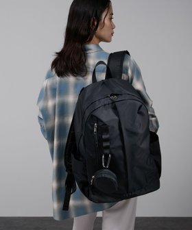 【サロン アダム エ ロペ/SALON adam et rope'】のラウンドポーチ エコバッグ付きリュック 人気、トレンドファッション・服の通販 founy(ファニー) ファッション Fashion レディースファッション Fashion for Women ポーチ&ミニバッグ Pouches & Mini Bags クッション Cushion, Throw Pillow サークル Circle, Round Design ショルダー Shoulder, Shoulder Strap チャーム Charm, Pendant トレンド Trend, Trending Now ポケット Pocket, Pocket Detail ポーチ Pouch, Small Case ラウンド Round, Round Neck リップ Lip, Lip Motif リュック Backpack, Rucksack ループ Loop, Loop Knit おすすめ Recommended / Our Picks 旅行 Travel ビジネス 仕事 通勤 Business / Work / Commuting |ID:prp329100004540028