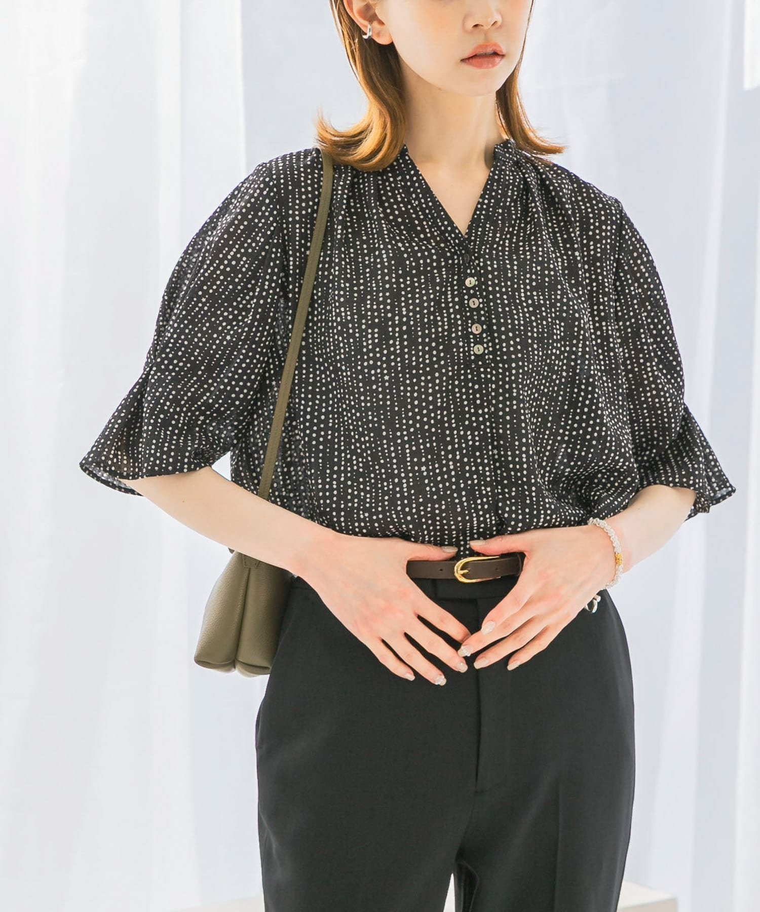 【アーバンリサーチ ロッソ/URBAN RESEARCH ROSSO】のウォッシャブルドットブラウス インテリア・キッズ・メンズ・レディースファッション・服の通販 founy(ファニー) 　ファッション　Fashion　レディースファッション　WOMEN　トップス・カットソー　Tops/Tshirt　シャツ/ブラウス　Shirts/Blouses　2025年　2025　2025春夏・S/S　Ss,Spring/Summer,2025　ウォッシャブル　Washable　エアリー　Airy　デコルテ　Decolletage　ドット　Dot　プリント　Print　夏　Summer　S/S・春夏　Ss・Spring/Summer　BLACK|ID: prp329100004540040 ipo3291000000032283721