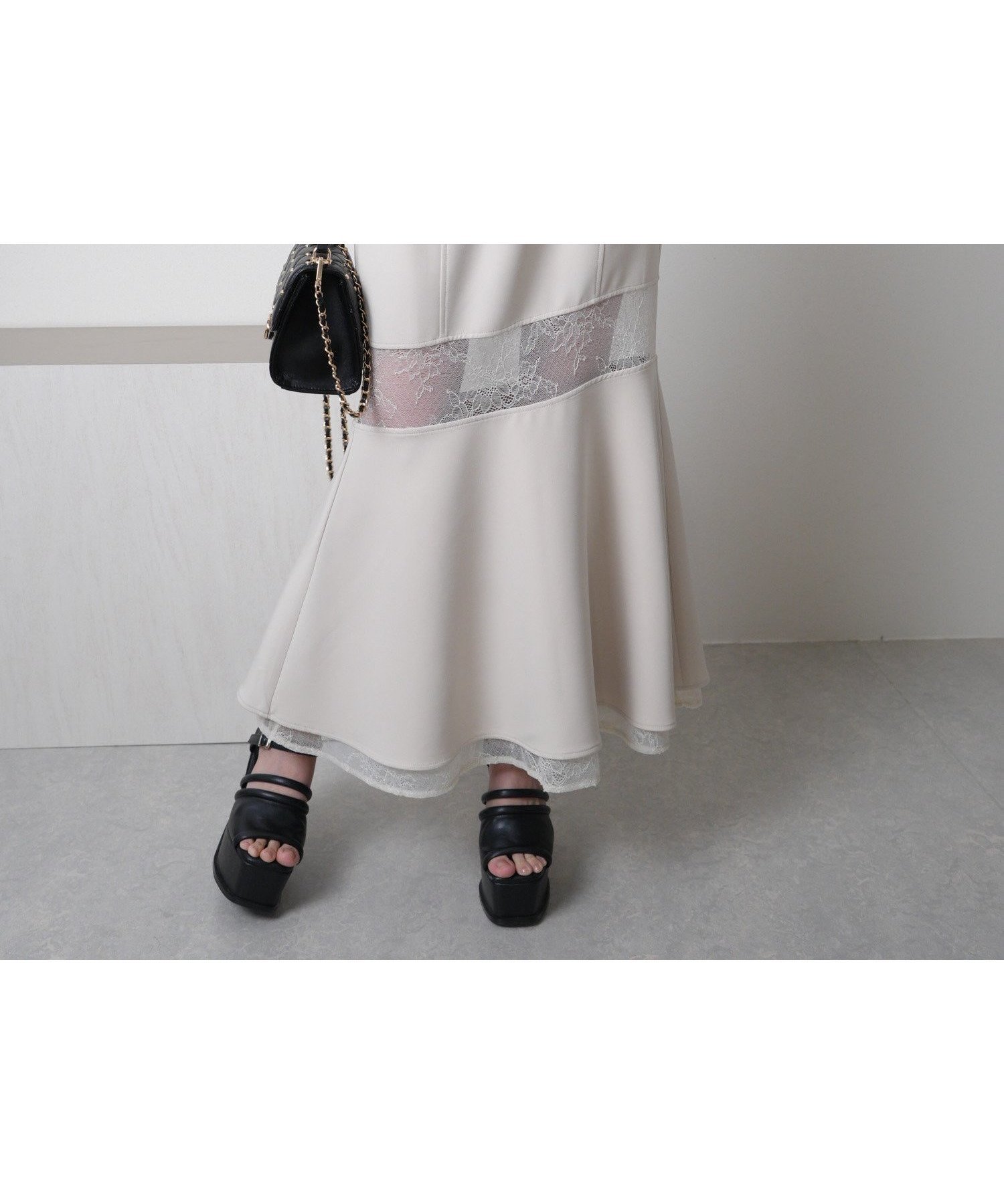 【リップサービス/LIP SERVICE】のインナーショーパン付レース切替マーメイドスカート 人気、トレンドファッション・服の通販 founy(ファニー) 　ファッション　Fashion　レディースファッション　Ladies' Fashion Online　スカート　Skirt　おすすめ　Recommend　シャーリング　Shirring　ショート　Short　シンプル　Simple　ストレッチ　Stretch　デニム　Denim　フェミニン　Feminine　ベーシック　Basic　マーメイド　Mermaid　レース　Race　ワイド　Wide　切替　Switching　 other-1|ID: prp329100004540045 ipo3291000000032622000