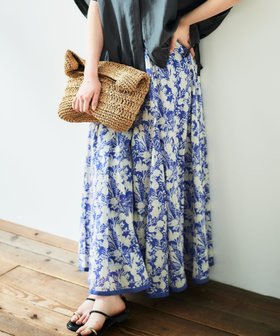 【ルクールブラン/le.coeur blanc】の《手洗い可能》Fanaka別注バイカラーフラワースカート 人気、トレンドファッション・服の通販 founy(ファニー) ファッション Fashion レディースファッション Fashion for Women スカート Skirts インド Indian Textile ウェーブ Wavy Pattern シンプル Simple, Minimal スポーツ Sports, Activewear パイピング Piping, Trim Design フェミニン Feminine, Girly プリント Print, Printed Pattern ポロシャツ Polo Shirt, Collared Tee 別注 Limited Edition, Custom Order ミックス Mix, Mixed Style モノトーン Monotone, Black and White ラベンダー Lavender リラックス Relax, Relaxed Fit おすすめ Recommended / Our Picks 夏 Summer |ID:prp329100004540338