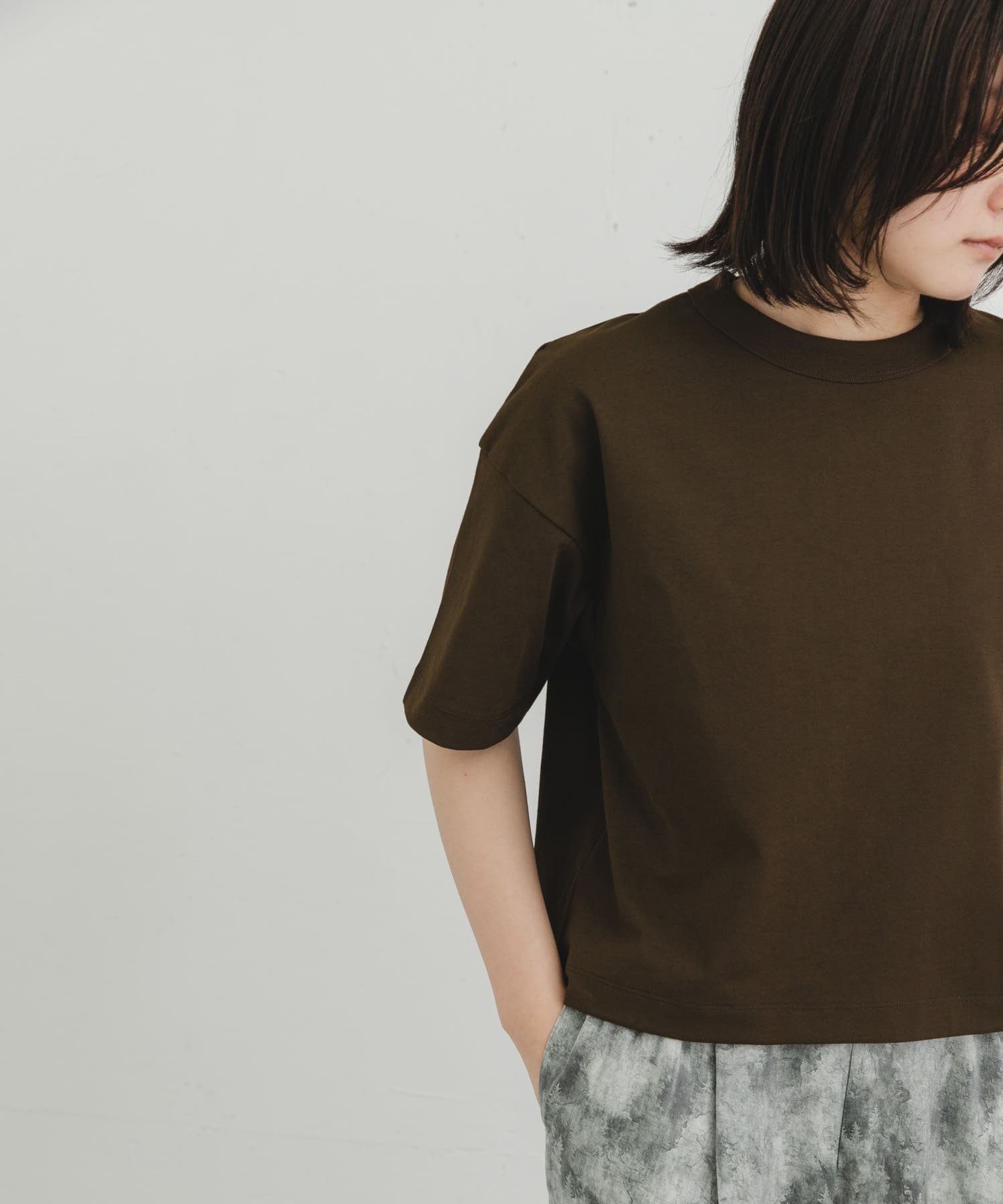 【アーバンリサーチ ドアーズ/URBAN RESEARCH DOORS】の『吸水速乾/UVカット』DRY OUT SHORT LENGTH T-SHIRTS インテリア・キッズ・メンズ・レディースファッション・服の通販 founy(ファニー) 　ファッション　Fashion　レディースファッション　WOMEN　トップス・カットソー　Tops/Tshirt　シャツ/ブラウス　Shirts/Blouses　ロング / Tシャツ　T-Shirts　2025年　2025　2025春夏・S/S　Ss,Spring/Summer,2025　ショート　Short　シンプル　Simple　ドレープ　Drape　ボトム　Bottom　吸水　Water Absorption　夏　Summer　S/S・春夏　Ss・Spring/Summer　ブラウンカーキ|ID: prp329100004540373 ipo3291000000032238727