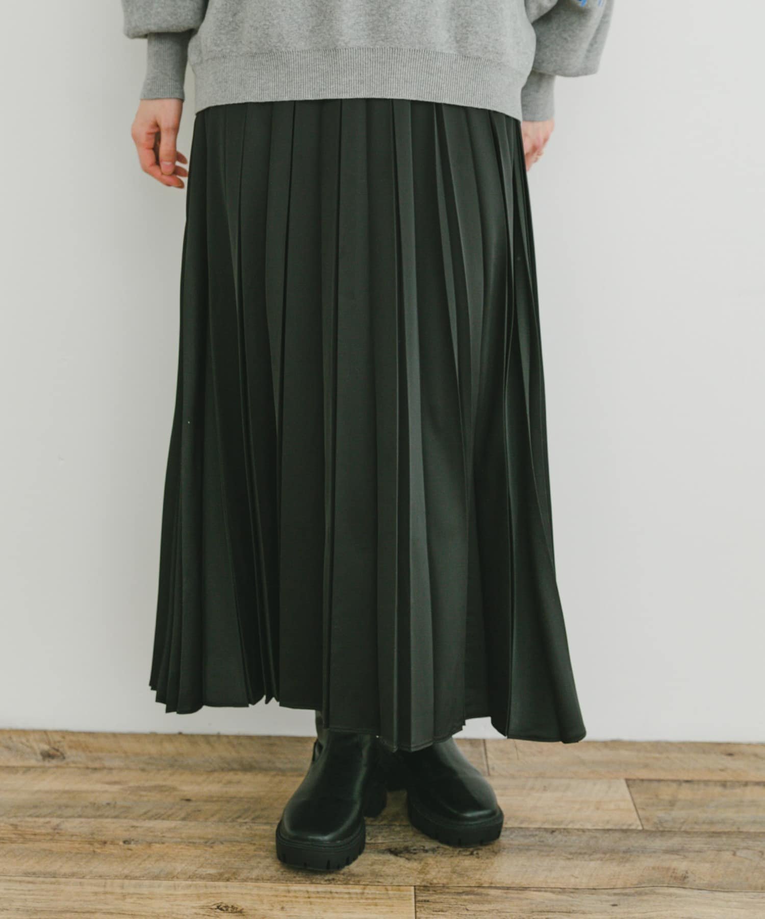 【その他のブランド/Other】のマットサテンランダムプリーツスカート 人気、トレンドファッション・服の通販 founy(ファニー) 　ファッション　Fashion　レディースファッション　WOMEN　スカート　Skirt　プリーツスカート　Pleated Skirts　2025年　2025　2025春夏・S/S　Ss,Spring/Summer,2025　シンプル　Simple　エレガント 上品　Elegant　夏　Summer　S/S・春夏　Ss・Spring/Summer　 other-1|ID: prp329100004540393 ipo3291000000032403429