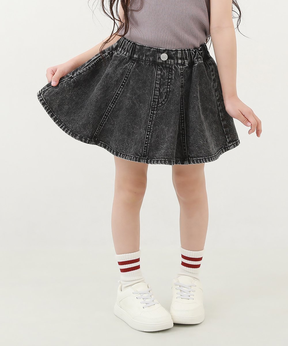 【デビロック/devirock / KIDS】の1分丈 デニムスカッツ ボトムス スカート スカッツ 1分丈スカッツ インテリア・キッズ・メンズ・レディースファッション・服の通販 founy(ファニー) 　ファッション　Fashion　キッズファッション　KIDS　ボトムス　Bottoms/Kids　インディゴ　Indigo　インナー　Inner　ケミカル　Chemical　スニーカー　Sneakers　ソックス　Socks　デニム　Denim　トレンド　Trend　フレア　Flare　ブロード　Broad　おすすめ　Recommend　003-ケミカルブラック|ID: prp329100004540396 ipo3291000000032080609