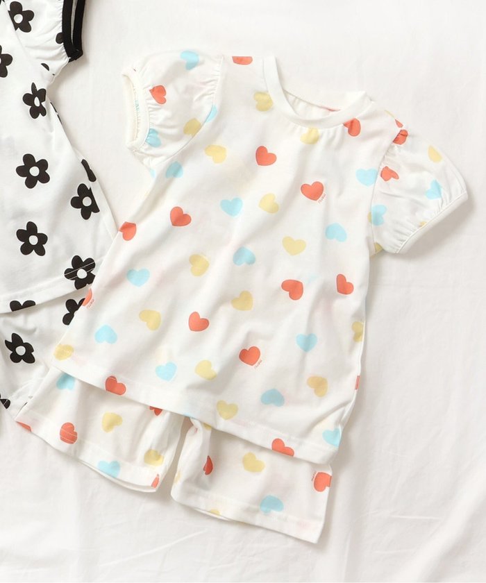 【その他のブランド/Other】の花柄・ハート柄パジャマ 4分丈 インテリア・キッズ・メンズ・レディースファッション・服の通販 founy(ファニー) https://founy.com/ ファッション Fashion キッズファッション KIDS パジャマ Pajamas 半袖 Short Sleeve |ID: prp329100004540459 ipo3291000000032081023