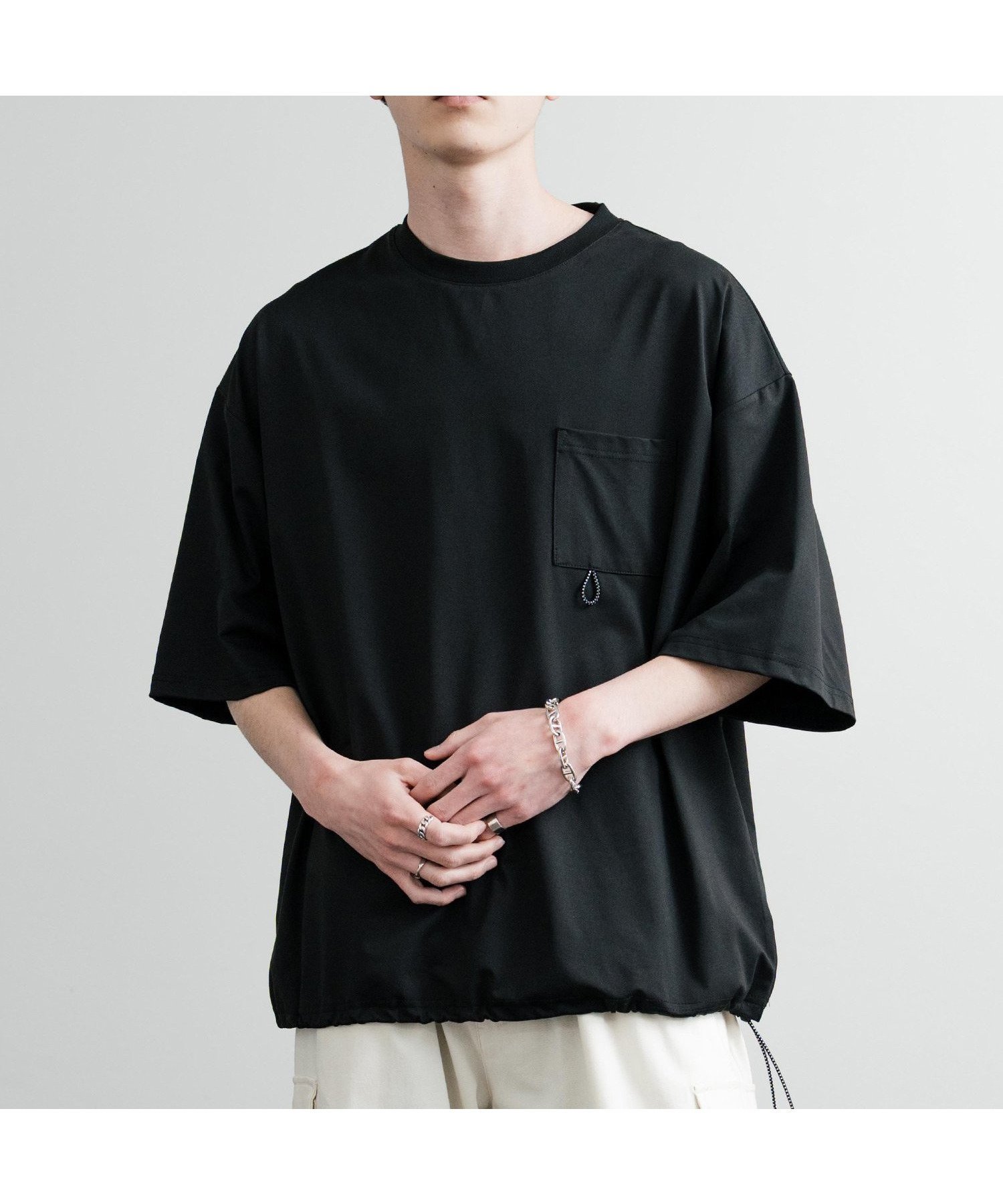 【ロッキーモンロー/Rocky Monroe】のUVカットTECHドローコードビッグTシャツ インテリア・キッズ・メンズ・レディースファッション・服の通販 founy(ファニー) 　ファッション　Fashion　レディースファッション　WOMEN　トップス・カットソー　Tops/Tshirt　シャツ/ブラウス　Shirts/Blouses　ロング / Tシャツ　T-Shirts　グラス　Glass　サングラス　Sunglasses　ショルダー　Shoulder　ストレッチ　Stretch　ドロップ　Drop　ドローコード　Draw Cord　バランス　Balance　ブロック　Block　ポケット　Pocket　メガネ　Glasses　メンズ　Mens　リラックス　Relax　ワイド　Wide　再入荷　Restock/Back In Stock/Re Arrival　おすすめ　Recommend　4.ブラック|ID: prp329100004540472 ipo3291000000032384021