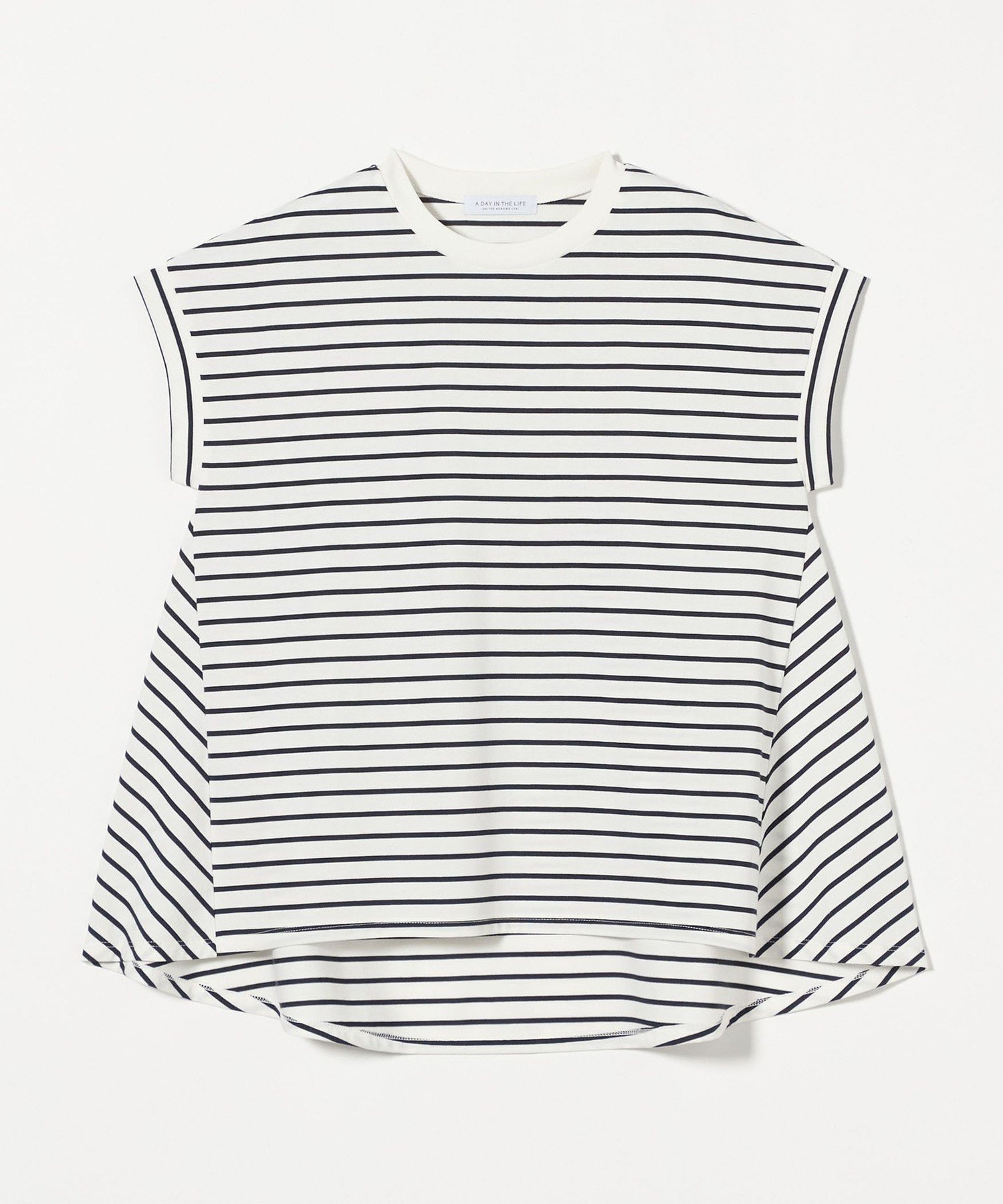 【ユナイテッドアローズ/UNITED ARROWS】のプレーティングテンジク フレアTシャツ A DAY IN THE LIFE インテリア・キッズ・メンズ・レディースファッション・服の通販 founy(ファニー) 　ファッション　Fashion　レディースファッション　Fashion for Women　トップス・カットソー　Cut & Sew Tops　シャツ・ブラウス・オフィスカジュアル　Elegant Blouses & Button-Ups　ロングTシャツ・Tシャツ　Longline T-Shirts & Tees　おすすめ　Recommended / Our Picks　カットソー　Cut and Sewn Top　サンダル　Sandals, Summer Shoes　シンプル　Simple, Minimal　スリーブ　Sleeve, Long Sleeve / Short Sleeve　タイトスカート　Pencil Skirt, Tight Skirt　フレア　Flare, Flared　フレンチ　French, French Style　ボタニカル　Botanical, Floral Pattern　リラックス　Relax, Relaxed Fit　定番　Standard, Basic Item　ビジネス 仕事 通勤　Business / Work / Commuting　その他1|ID: prp329100004540478 ipo3291000000033473543