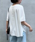 【その他のブランド/Other】の【ポンチョシルエットで可愛い/大人Tシャツ】バックテープカットソー オフホワイト|ID: prp329100004540522 ipo3291000000032739924