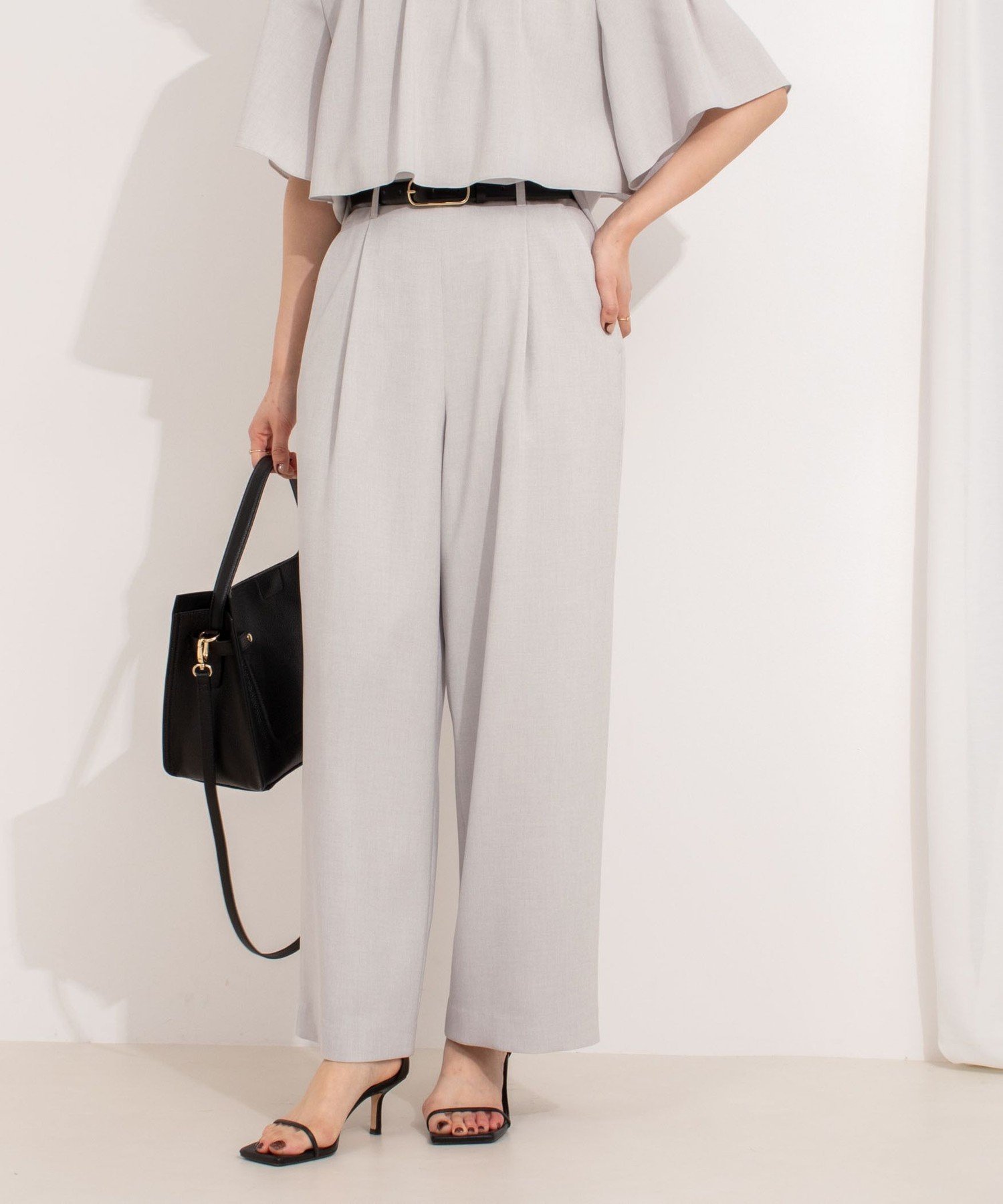 【ノーリーズ/NOLLEY'S】の《セットアップ対応》ウォッシャブル麻調タックワイドパンツ インテリア・キッズ・メンズ・レディースファッション・服の通販 founy(ファニー) 　ファッション　Fashion　レディースファッション　WOMEN　セットアップ　Setup　パンツ　Pants　2025年　2025　2025春夏・S/S　Ss,Spring/Summer,2025　おすすめ　Recommend　ウォッシャブル　Washable　セットアップ　Set Up　ループ　Loop　ワイド　Wide　人気　Popularity　夏　Summer　定番　Standard　春　Spring　S/S・春夏　Ss・Spring/Summer　ライトグレー|ID: prp329100004540528 ipo3291000000032081607