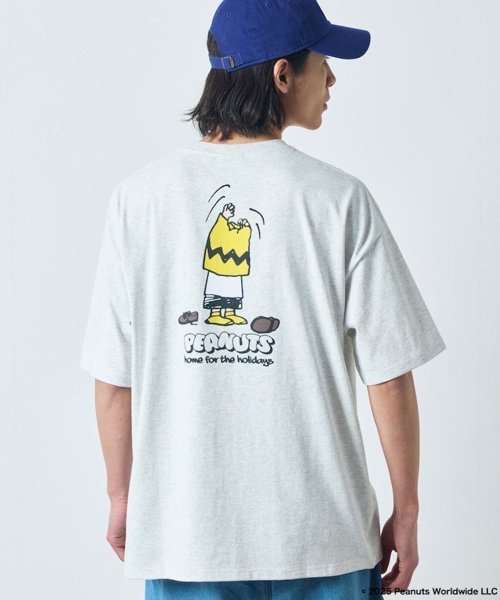 【フリークスストア/FREAK'S STORE】のPEANUTS/ピーナッツ 別注 ビッグシルエット バックプリント クルーネックTシャツ/チャーリー・ブラウン 【限定展開】 25SS インテリア・キッズ・メンズ・レディースファッション・服の通販 founy(ファニー) 　ファッション　Fashion　レディースファッション　Fashion for Women　トップス・カットソー　Cut & Sew Tops　シャツ・ブラウス・オフィスカジュアル　Elegant Blouses & Button-Ups　ロングTシャツ・Tシャツ　Longline T-Shirts & Tees　バッグ　Bags　インナー　Innerwear　シンプル　Simple, Minimal　デニム　Denim, Jeans Material　定番　Standard, Basic Item　人気　Popular, Best Seller　ビッグ　Big, Oversized　フロント　Front, Front Design　プリント　Print, Printed Pattern　ボトム　Bottoms, Lower Wear　別注　Limited Edition, Custom Order　ワンポイント　One Point, Statement Accent　S/S・春夏　SS, Spring/Summer, Warm Season　おすすめ　Recommended / Our Picks　夏　Summer　2025年　2025　2025春夏・S/S　Spring/Summer 2025 SS25　グレー|ID: prp329100004540532 ipo3291000000033304640