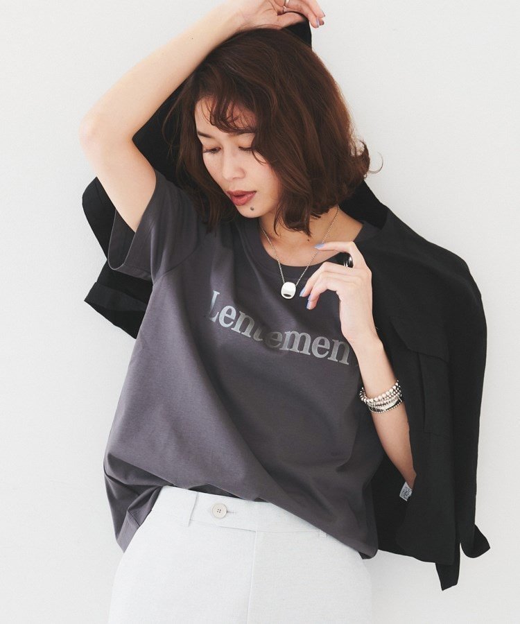 【アンタイトル/UNTITLED】の【洗える/ロゴ】プリントジャージTシャツ インテリア・キッズ・メンズ・レディースファッション・服の通販 founy(ファニー) 　ファッション　Fashion　レディースファッション　Fashion for Women　トップス・カットソー　Cut & Sew Tops　シャツ・ブラウス・オフィスカジュアル　Elegant Blouses & Button-Ups　ロングTシャツ・Tシャツ　Longline T-Shirts & Tees　おすすめ　Recommended / Our Picks　シルケット　Silket, Silky Cotton　シンプル　Simple, Minimal　プリント　Print, Printed Pattern　ボトム　Bottoms, Lower Wear　洗える　Machine Washable　チャコールグレー|ID: prp329100004540534 ipo3291000000033280394