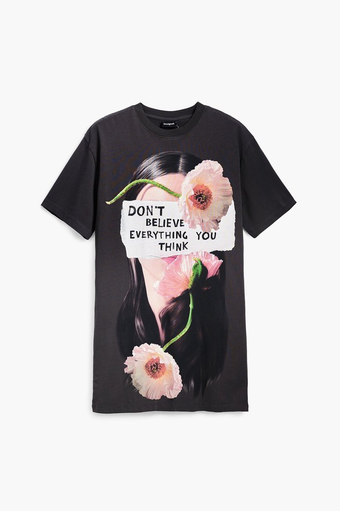 【デシグアル/Desigual】のTシャツスタイルのワンピース インテリア・キッズ・メンズ・レディースファッション・服の通販 founy(ファニー) https://founy.com/ ファッション Fashion レディースファッション Fashion for Women ワンピース Dresses おすすめ Recommended / Our Picks クール Cool, Chic グラフィック Graphic, Graphic Design シンプル Simple, Minimal ジャケット Jacket, Outerwear デニム Denim, Jeans Material プリント Print, Printed Pattern ベーシック Basic, Essential |ID: prp329100004540592 ipo3291000000032738615
