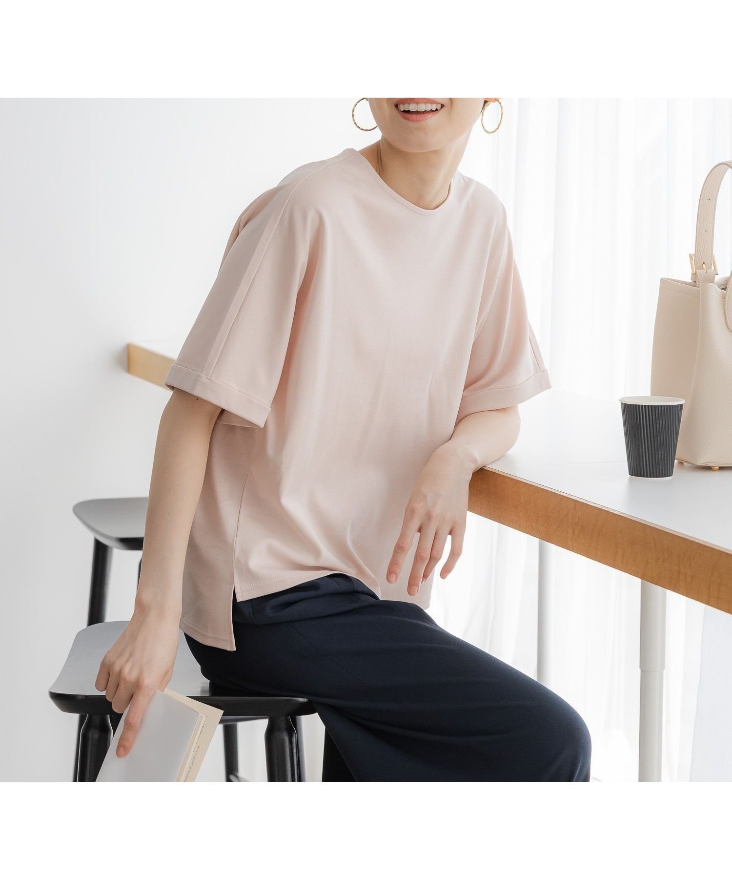 【エルーラ/Elura】のサマ見えリラックスTシャツ/318893 インテリア・キッズ・メンズ・レディースファッション・服の通販 founy(ファニー) 　ファッション　Fashion　レディースファッション　WOMEN　トップス・カットソー　Tops/Tshirt　シャツ/ブラウス　Shirts/Blouses　ロング / Tシャツ　T-Shirts　デコルテ　Decolletage　定番　Standard　バランス　Balance　フレア　Flare　リラックス　Relax　ワイド　Wide　再入荷　Restock/Back In Stock/Re Arrival　おすすめ　Recommend　夏　Summer　ライトピンク22|ID: prp329100004540621 ipo3291000000032082222