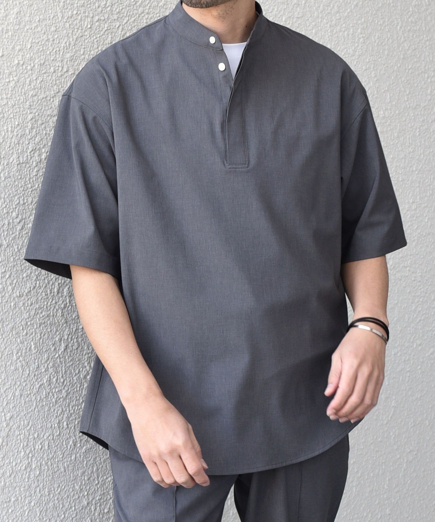 【シップス/SHIPS / MEN】のSHIPS any 吸水速乾 Rapidry バンドスキッパー プルオーバー シャツ(セットアップ対応) インテリア・キッズ・メンズ・レディースファッション・服の通販 founy(ファニー) 　ファッション　Fashion　メンズファッション　MEN　トップス・カットソー　Tops/Tshirt/Men　シャツ　Shirts　シンプル　Simple　ジャケット　Jacket　スキッパー　Skipper　スピンドル　Spindle　セットアップ　Set Up　リラックス　Relax　エレガント 上品　Elegant　吸水　Water Absorption　夏　Summer　軽量　Lightweight　グレー|ID: prp329100004540692 ipo3291000000032082622