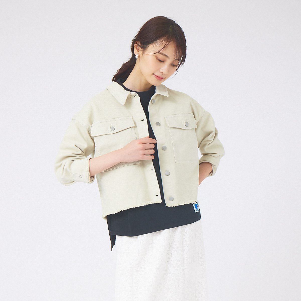【アバハウスマヴィ/abahouse mavie】のデニムショートブルゾン インテリア・キッズ・メンズ・レディースファッション・服の通販 founy(ファニー) 　ファッション　Fashion　レディースファッション　WOMEN　アウター　Coat Outerwear　ブルゾン　Blouson/Jackets　ショート　Short　ストレッチ　Stretch　デニム　Denim　ブルゾン　Blouson　ワイド　Wide　アイボリー|ID: prp329100004540849 ipo3291000000032083401