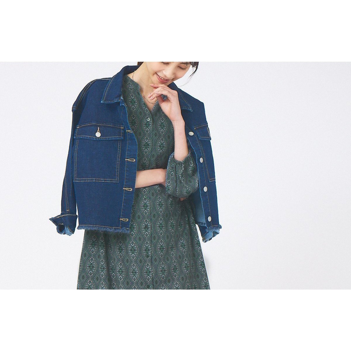 【アバハウスマヴィ/abahouse mavie】のデニムショートブルゾン インテリア・キッズ・メンズ・レディースファッション・服の通販 founy(ファニー) 　ファッション　Fashion　レディースファッション　WOMEN　アウター　Coat Outerwear　ブルゾン　Blouson/Jackets　ショート　Short　ストレッチ　Stretch　デニム　Denim　ブルゾン　Blouson　ワイド　Wide　ダークネイビー|ID: prp329100004540849 ipo3291000000032083402
