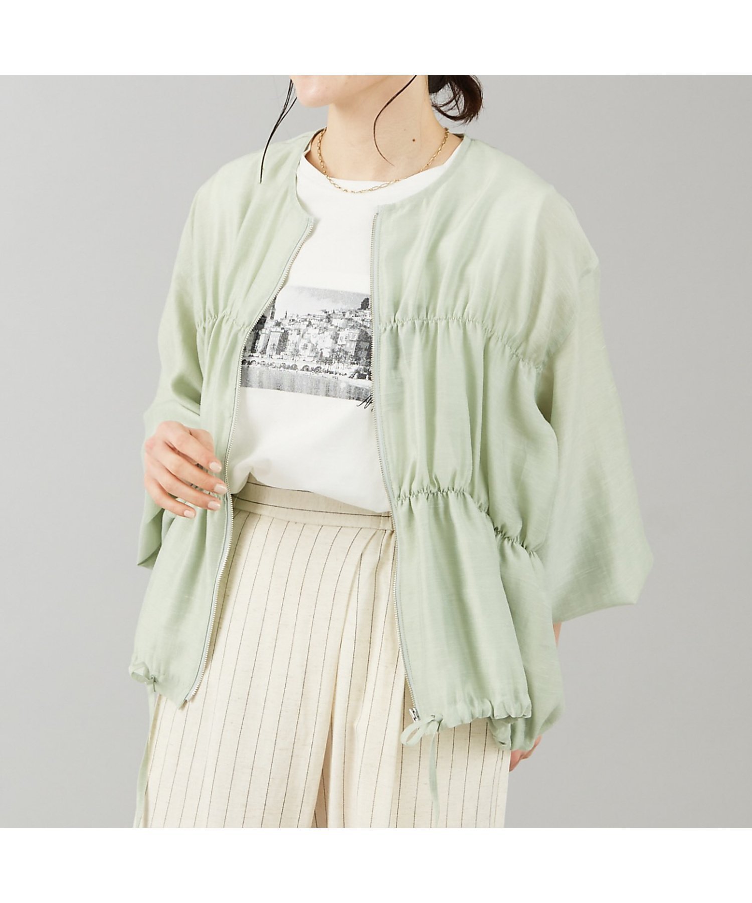 【アバハウスマヴィ/abahouse mavie】の【WEB Domani掲載】シアーシャーリングブルゾン 人気、トレンドファッション・服の通販 founy(ファニー) 　ファッション　Fashion　レディースファッション　Fashion for Women　アウター　Coat / Outerwear Collection　ブルゾンジャケット・スポーティアウター　Blouson Jackets　おすすめ　Recommended / Our Picks　シアー　Sheer, See-Through　シャーリング　Shirring, Ruched　バランス　Balance, Style Balance　ボトム　Bottoms, Lower Wear　エレガント 上品　Elegant　夏　Summer　羽織　Haori, Light Jacket　雑誌　Magazine, Fashion Magazine　 other-1|ID: prp329100004540866 ipo3291000000032385771