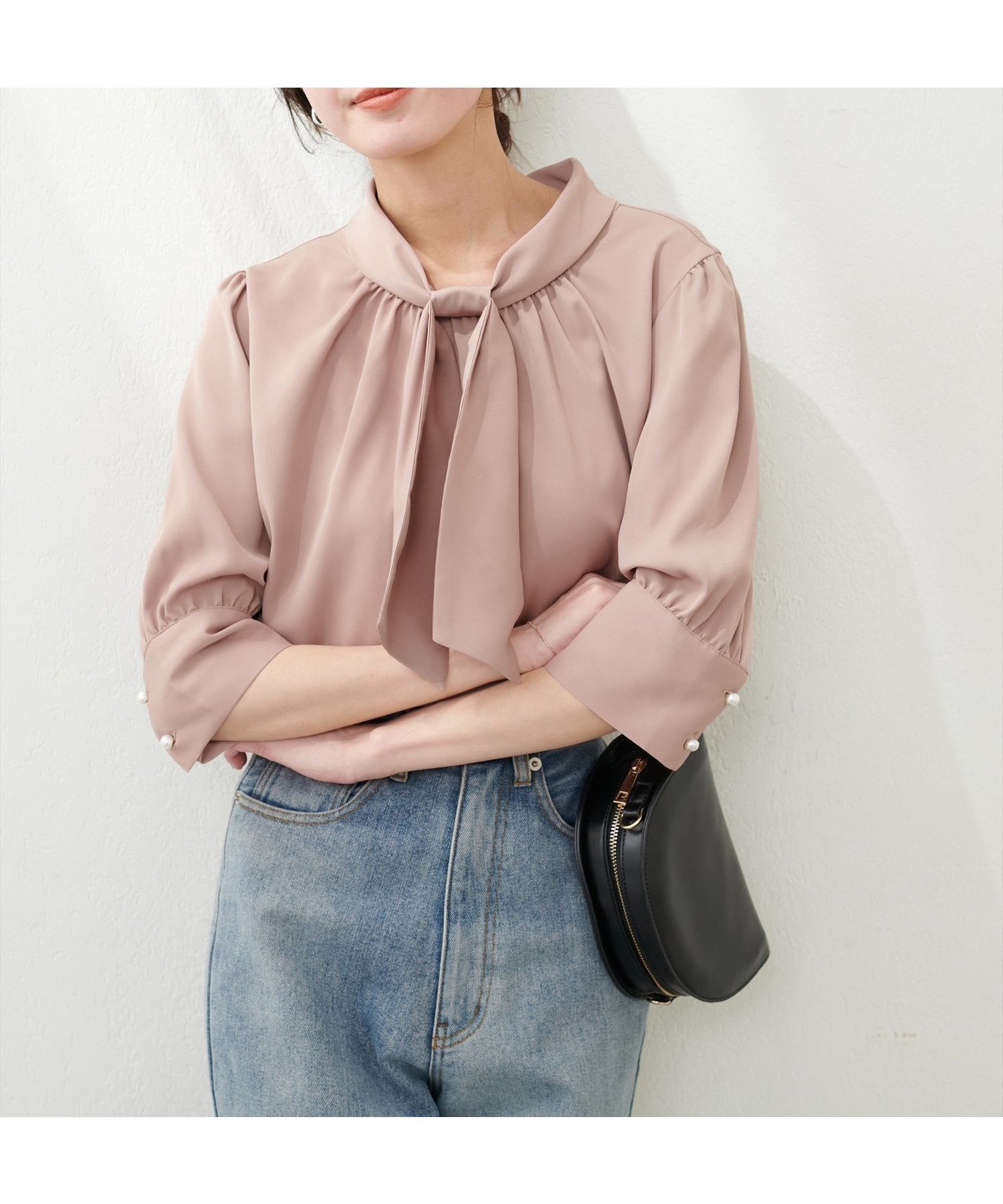 【ナチュラルクチュール/natural couture】の袖口パールノット結び6分袖ブラウス インテリア・キッズ・メンズ・レディースファッション・服の通販 founy(ファニー) 　ファッション　Fashion　レディースファッション　WOMEN　トップス・カットソー　Tops/Tshirt　シャツ/ブラウス　Shirts/Blouses　2025年　2025　2025春夏・S/S　Ss,Spring/Summer,2025　なめらか　Smooth　スリーブ　Sleeve　バルーン　Balloon　パール　Pearl　ロング　Long　ビジネス 仕事 通勤　Business　ピンクベージュ|ID: prp329100004540927 ipo3291000000032283660