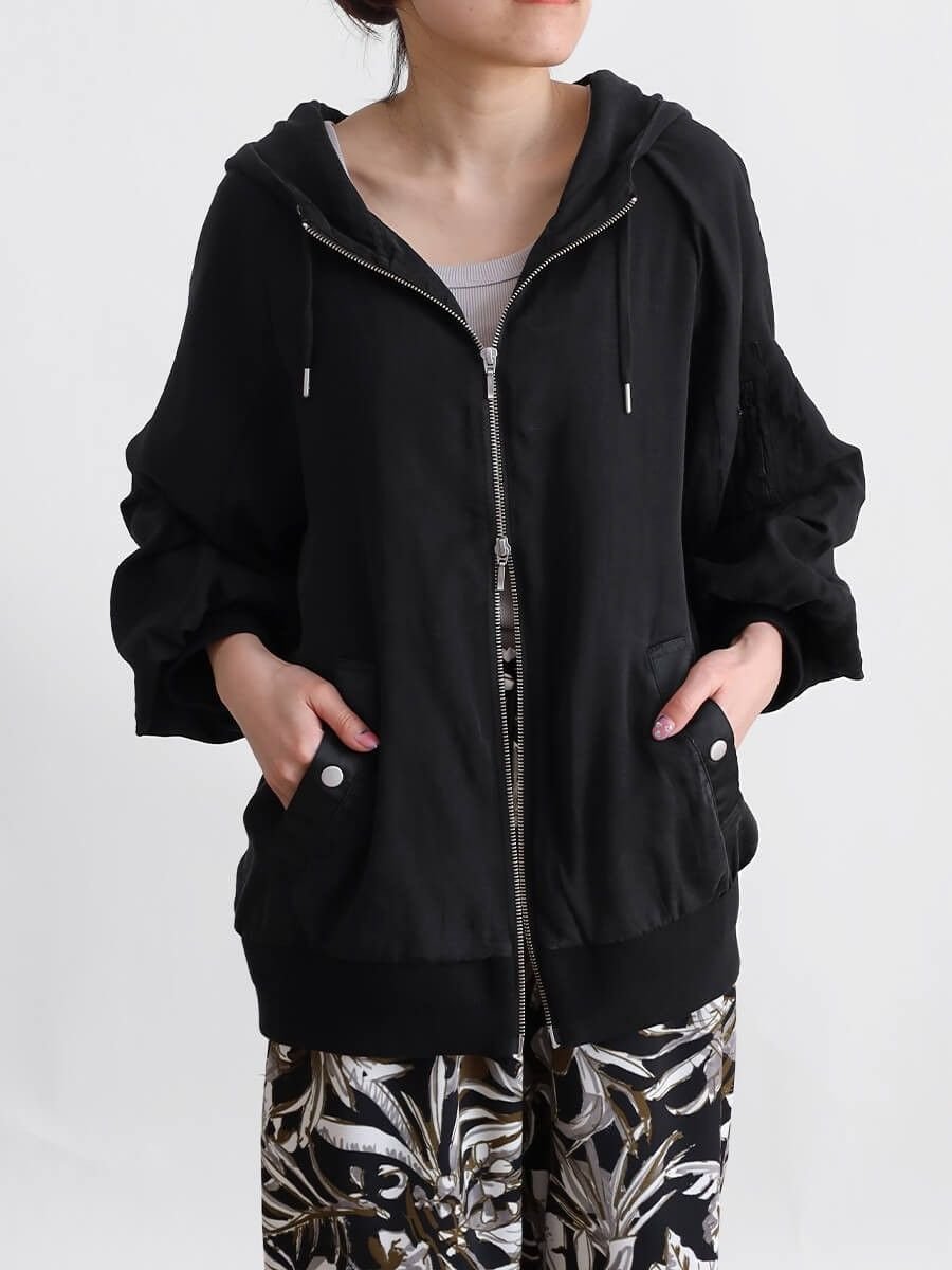【ラシュッド/LASUD】のライトフードブルゾン インテリア・キッズ・メンズ・レディースファッション・服の通販 founy(ファニー) 　ファッション　Fashion　レディースファッション　WOMEN　アウター　Coat Outerwear　ブルゾン　Blouson/Jackets　おすすめ　Recommend　バランス　Balance　ブルゾン　Blouson　ミドル　Middle　羽織　Haori　ブラック|ID: prp329100004540986 ipo3291000000032289482
