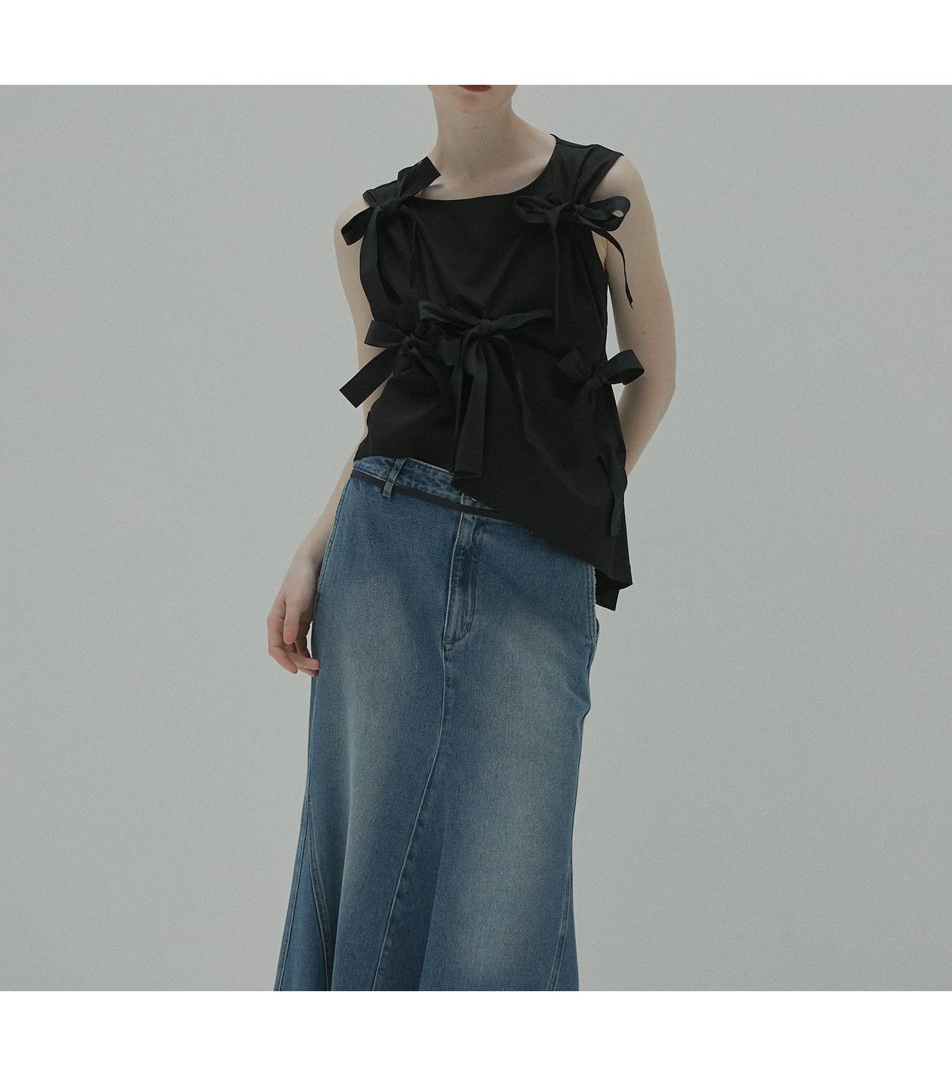 【ルシェル ブルー/LE CIEL BLEU】のタンクwボウ / Tank w/Bows インテリア・キッズ・メンズ・レディースファッション・服の通販 founy(ファニー) 　ファッション　Fashion　レディースファッション　WOMEN　シェイプ　Shape　ジャージー　Jersey　タンク　Tank　リボン　Ribbon　ブラック|ID: prp329100004541013 ipo3291000000032084201