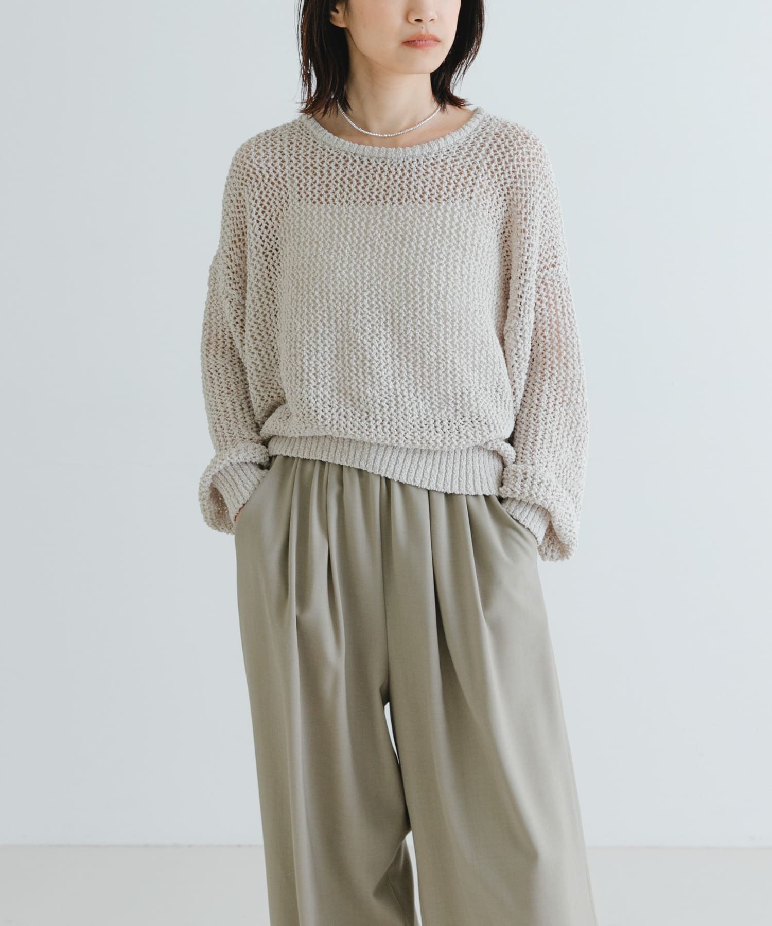 【アーバンリサーチ/URBAN RESEARCH】の『WEB/一部店舗限定カラー』透かし柄ルーズニット インテリア・キッズ・メンズ・レディースファッション・服の通販 founy(ファニー) 　ファッション　Fashion　レディースファッション　Fashion for Women　トップス・カットソー　Cut & Sew Tops　ニット　Knit Tops & Sweaters　2025年　2025　2025春夏・S/S　Spring/Summer 2025 SS25　スラックス　Slacks, Dress Pants　バランス　Balance, Style Balance　ルーズ　Loose, Oversized　夏　Summer　定番　Standard, Basic Item　S/S・春夏　SS, Spring/Summer, Warm Season　透かし　Cut-Out, Lacework　IVORY|ID: prp329100004541097 ipo3291000000033621980