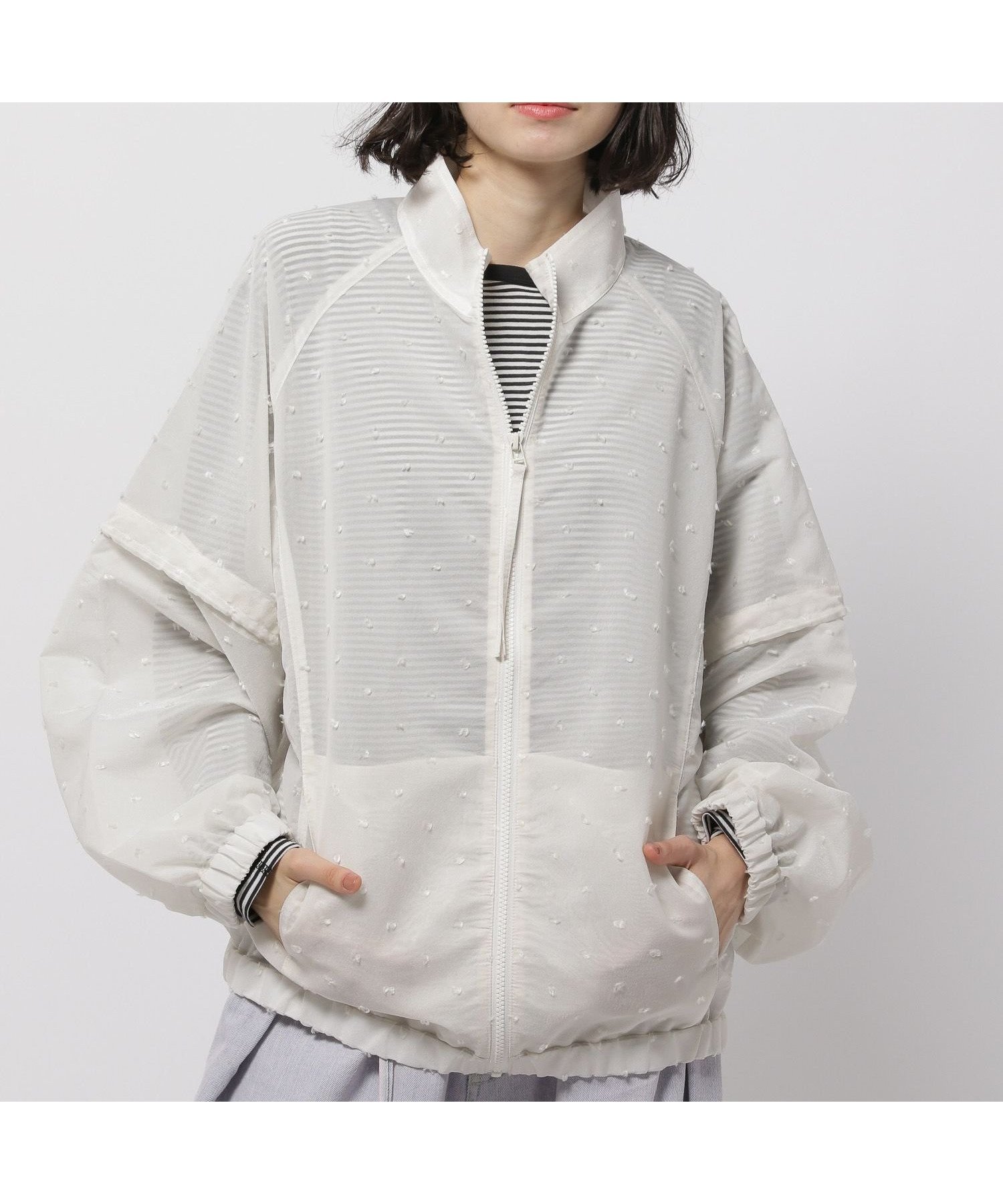 【ニコアンド/niko and】の2WAYシアーブルゾン インテリア・キッズ・メンズ・レディースファッション・服の通販 founy(ファニー) 　ファッション　Fashion　レディースファッション　Ladies' Fashion Online　アウター　Coat Outerwear　ブルゾン　Blouson/Jackets　おすすめ　Recommend　カーゴパンツ　Cargo Pants　シアー　Sheer　ブルゾン　Blouson　エレガント 上品　Elegant　半袖　Short Sleeve　オフホワイト11|ID: prp329100004541101 ipo3291000000032683217