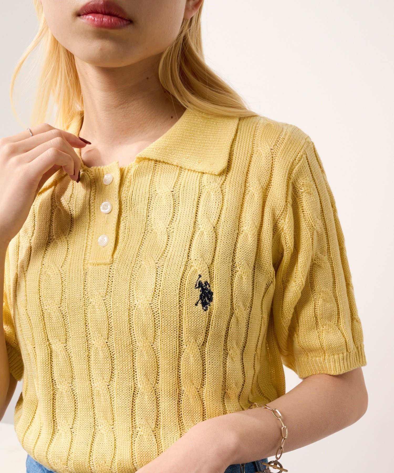【その他のブランド/Other】のU.S. POLO ASSN./限定商品 ロイヤルケーブル ニットポロシャツ 半袖 インテリア・キッズ・メンズ・レディースファッション・服の通販 founy(ファニー) 　ファッション　Fashion　レディースファッション　Ladies' Fashion Online　トップス・カットソー　Tops/Tshirt　ニット　Knit Tops　シャツ/ブラウス　Shirts/Blouses　ポロシャツ　Polo Shirts　インナー　Inner　ジャケット　Jacket　スポーツ　Sports　セットアップ　Set Up　ポロシャツ　Polo Shirt　半袖　Short Sleeve　ワンポイント　One Point　エレガント 上品　Elegant　2025年　2025　2025春夏・S/S　Ss,Spring/Summer,2025　YLW|ID: prp329100004541107 ipo3291000000032674280